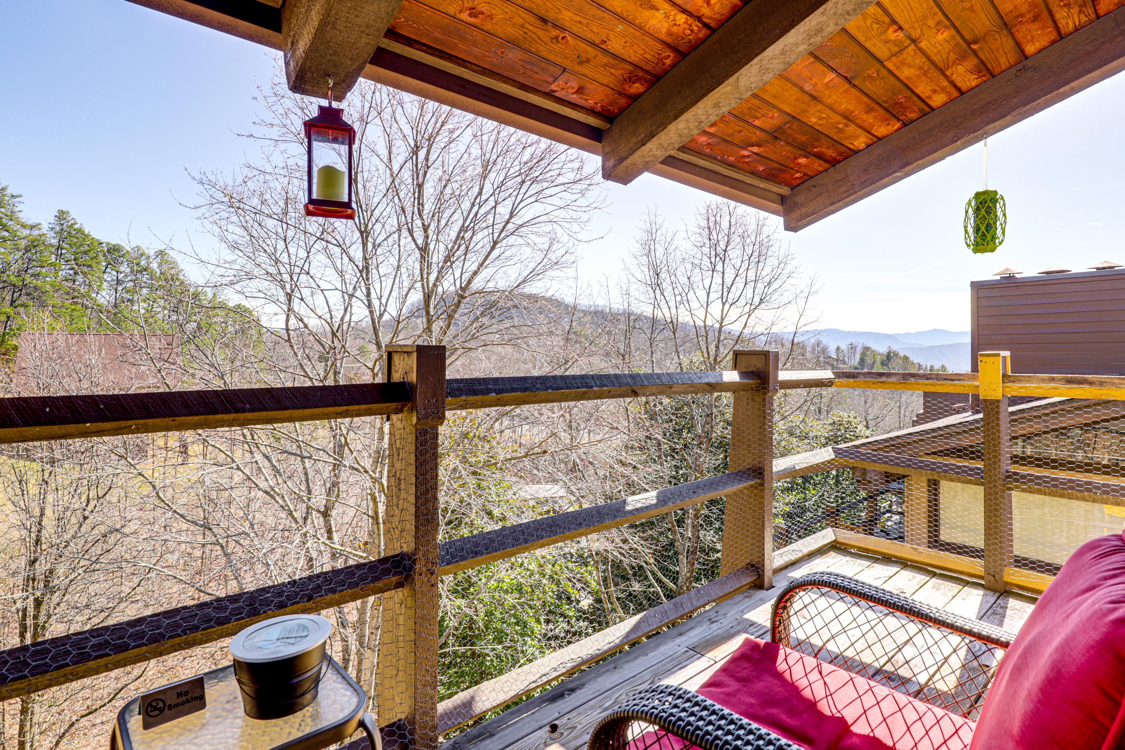 Private Balcony | 2-Story Condo on 2nd Floor