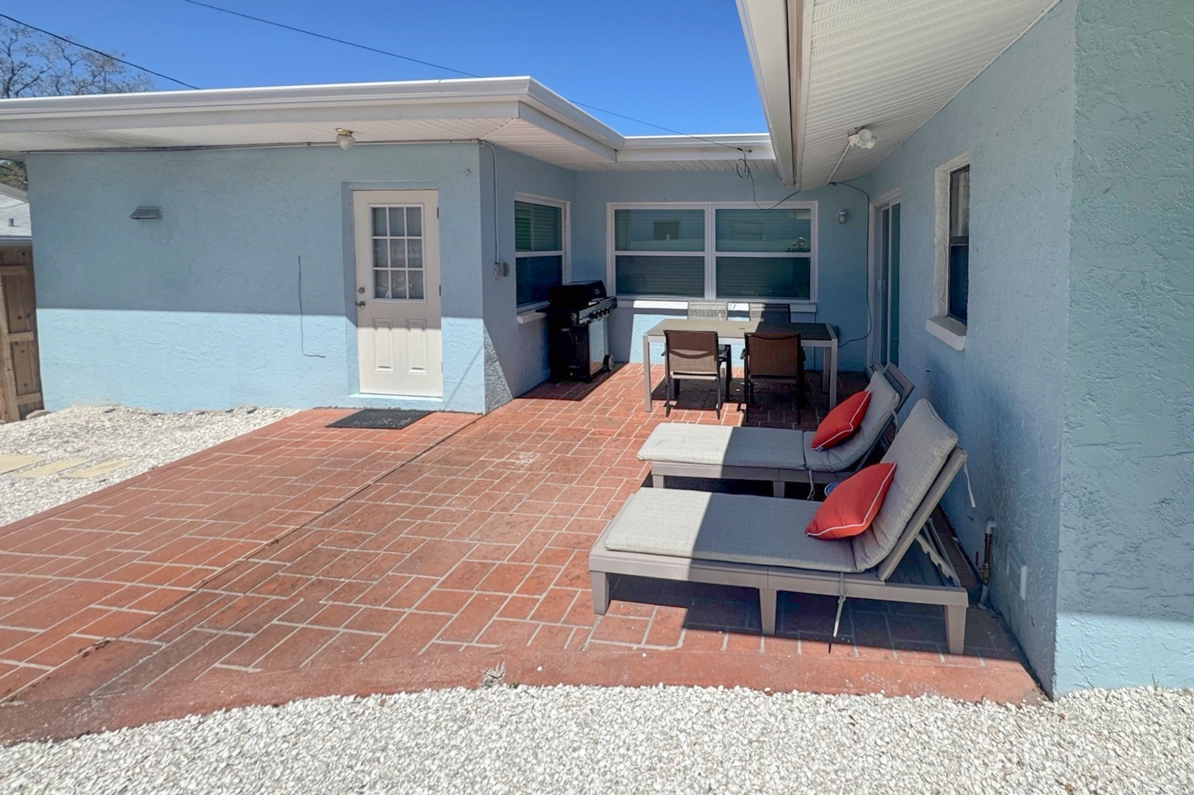Largo Vacation Rental | 3BR | 2BA | 1,654 Sq Ft