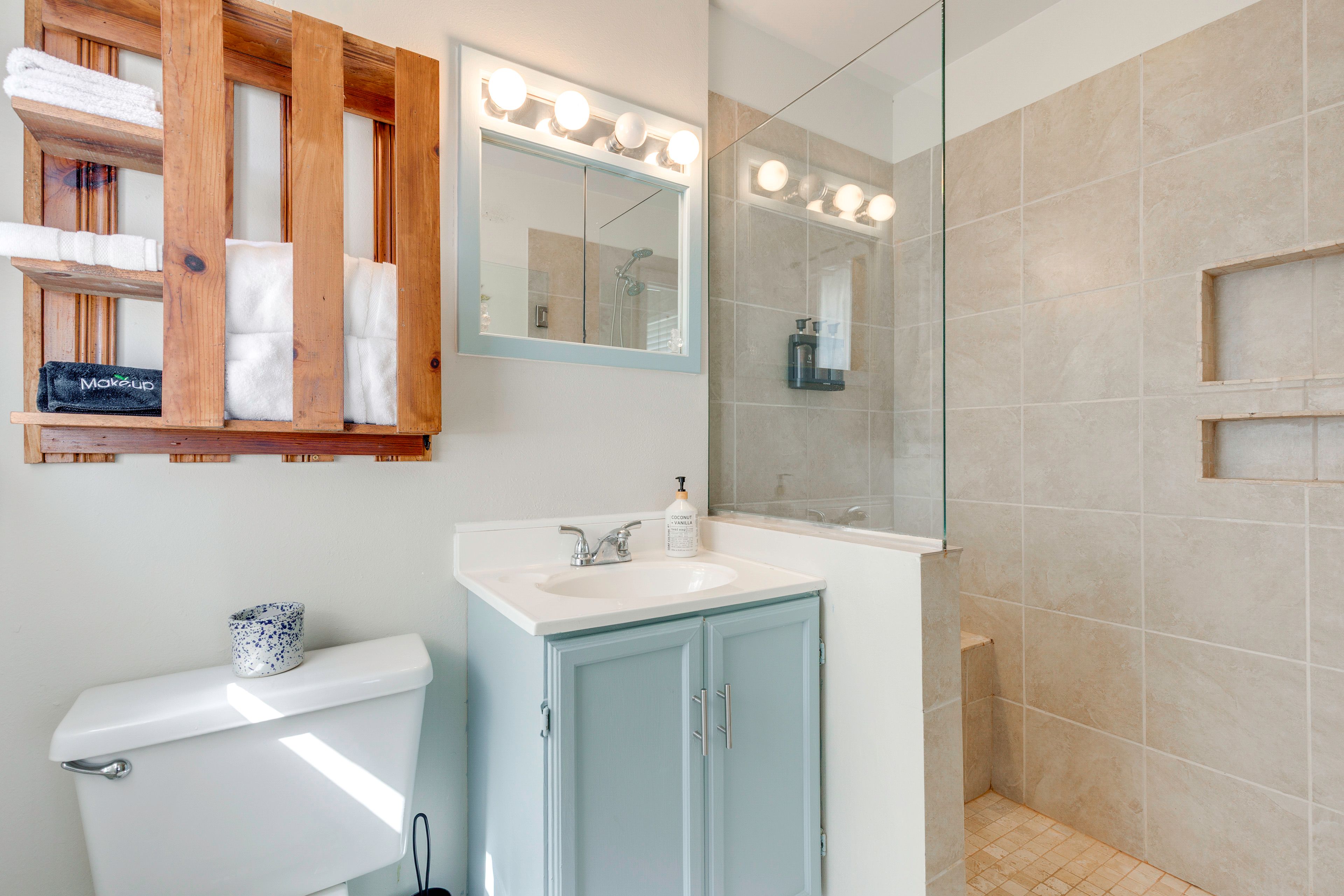 En-Suite Bathroom