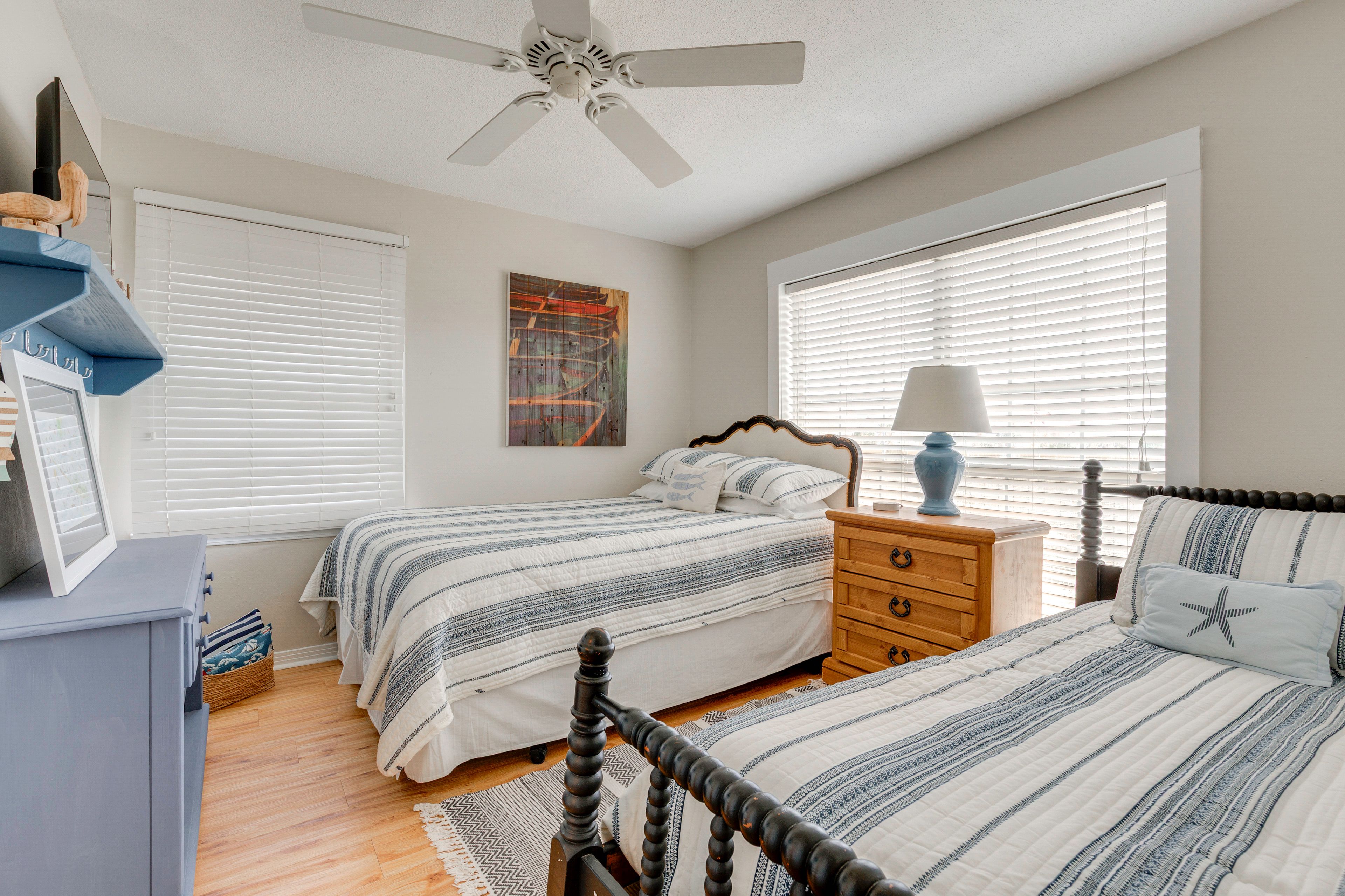 Bedroom 3 | Full Bed | Twin Bed