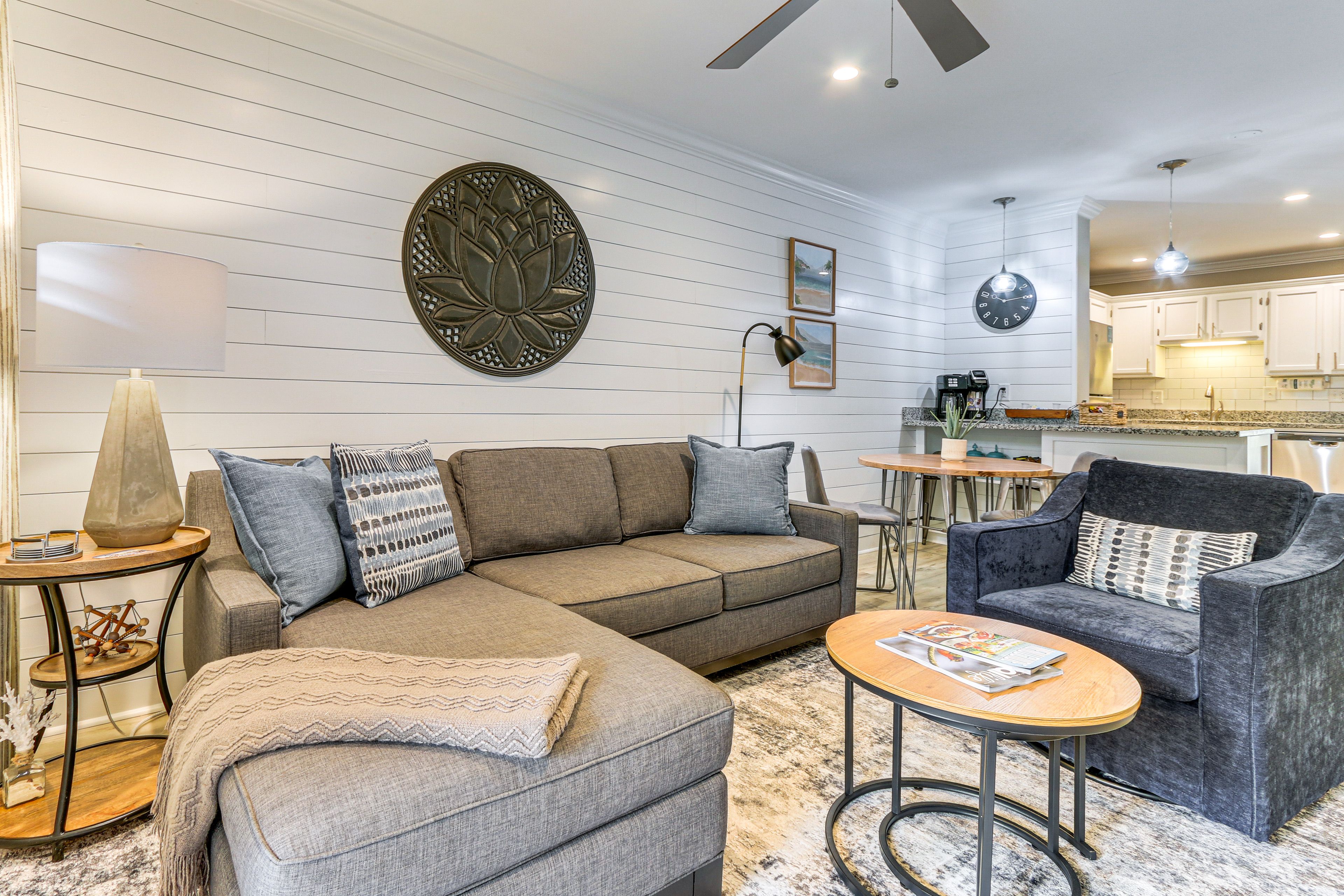 Hilton Head Island Vacation Rental | 2BR | 2BA | 919 Sq Ft