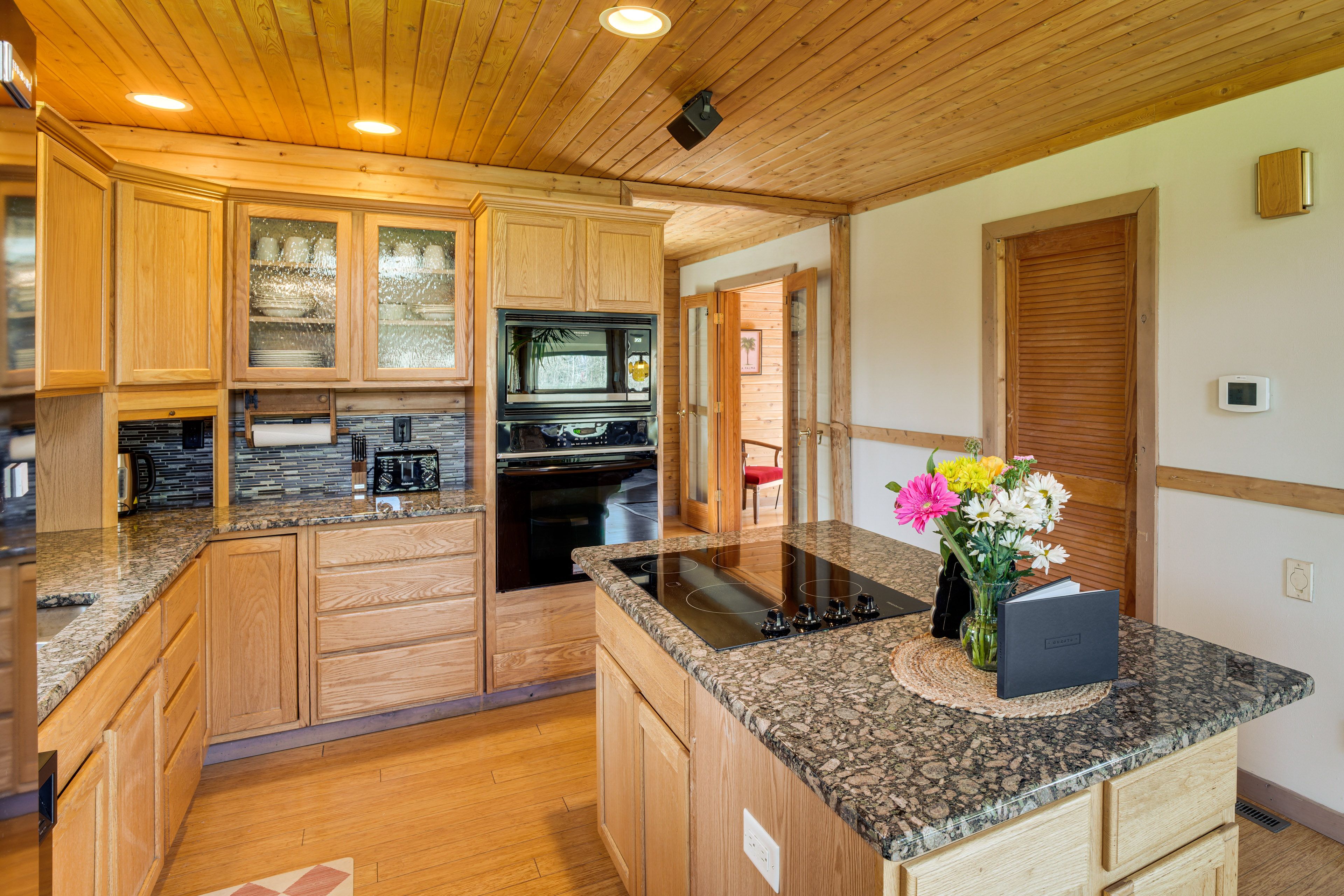 Kitchen | 1st Floor