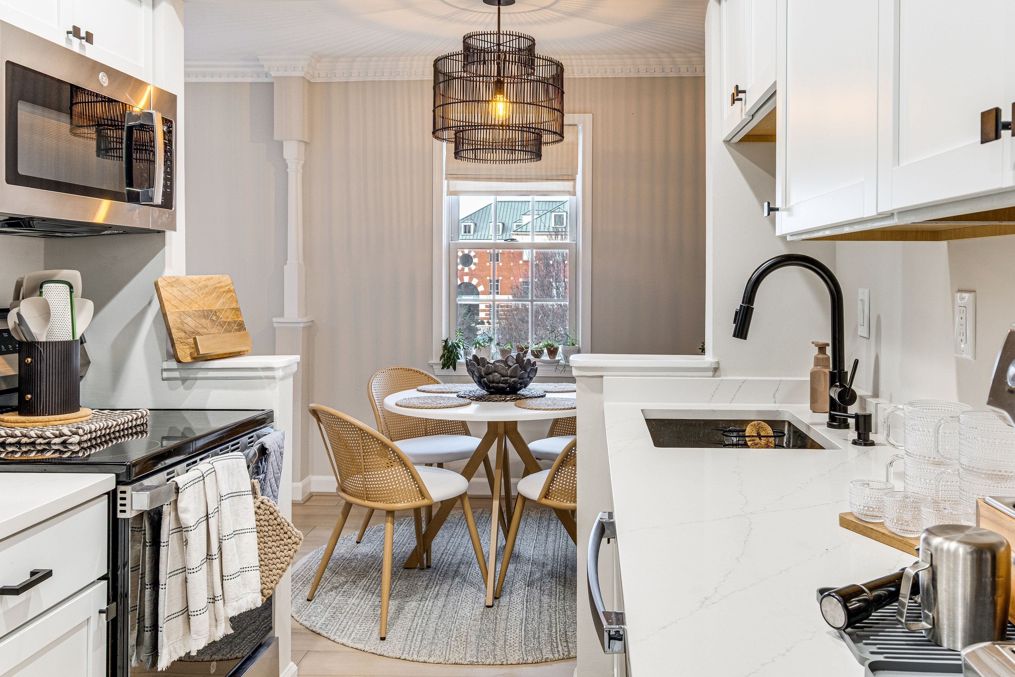 Kitchen | Dishwasher