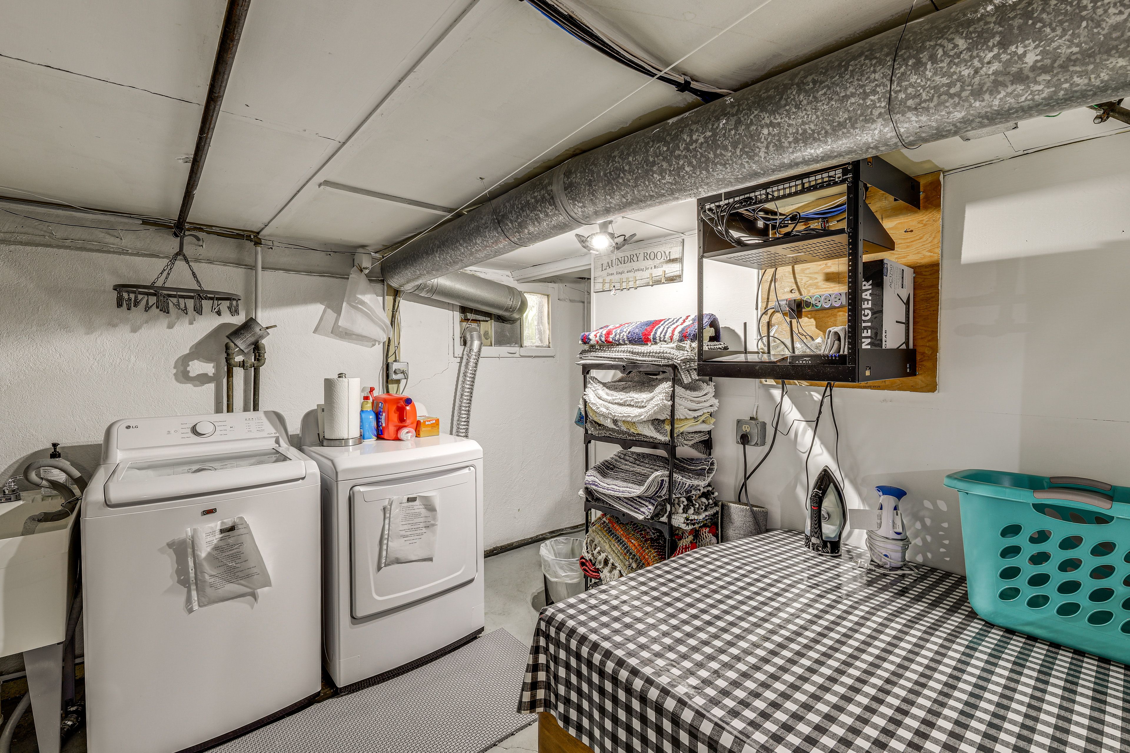 Washer/Dryer | Basement Level