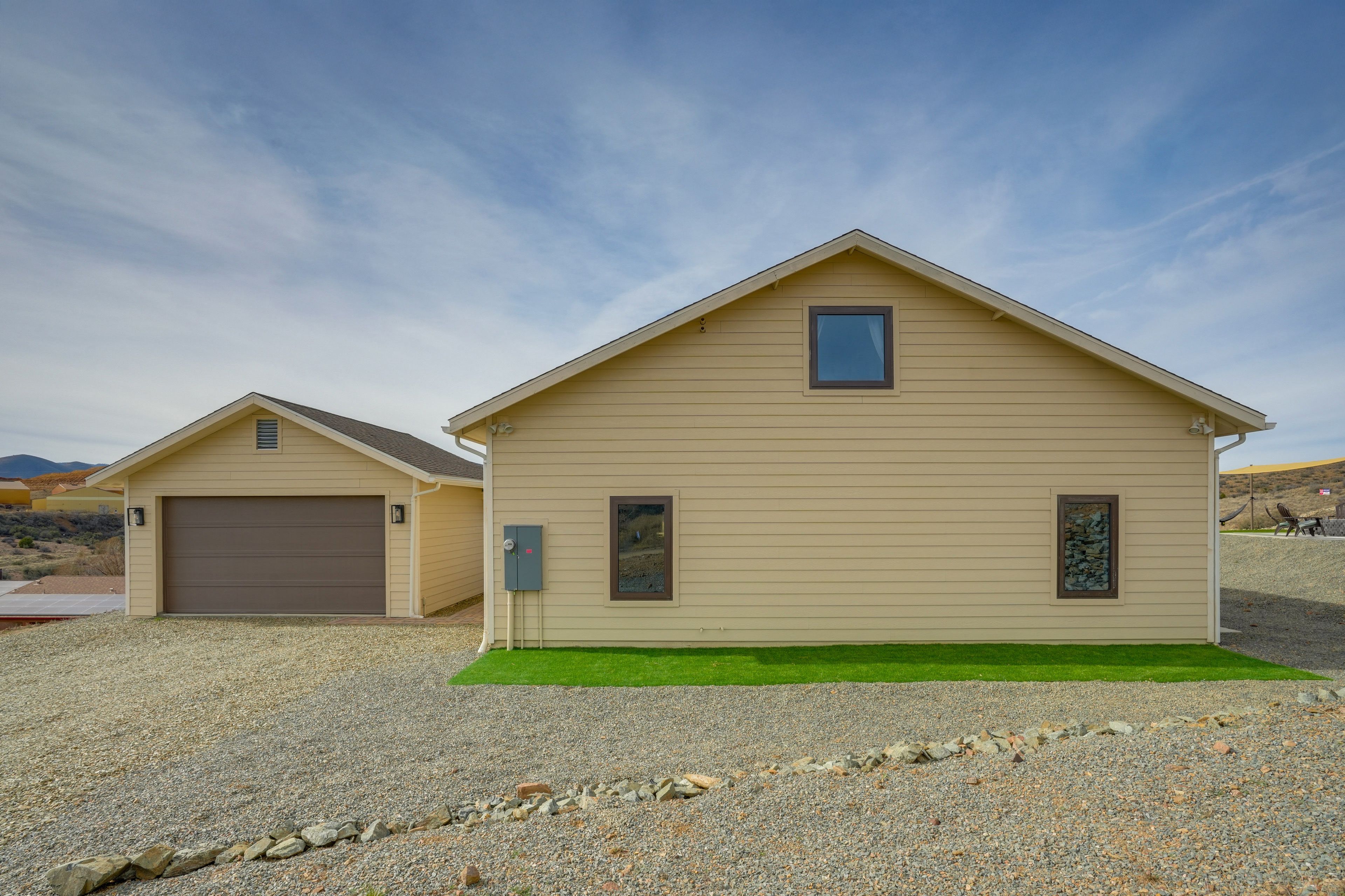 Parking | Driveway (3 Vehicles) | RV/Trailer Parking