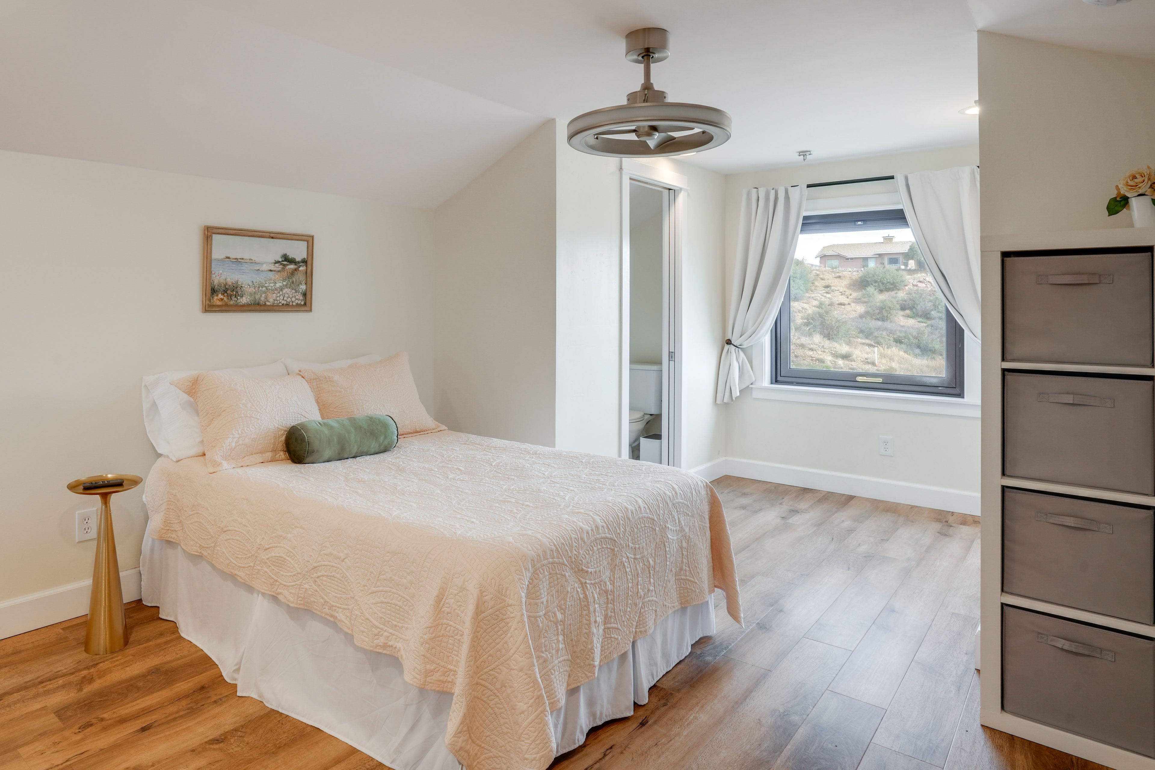 Bedroom 3 | Queen Bed | 2nd Floor