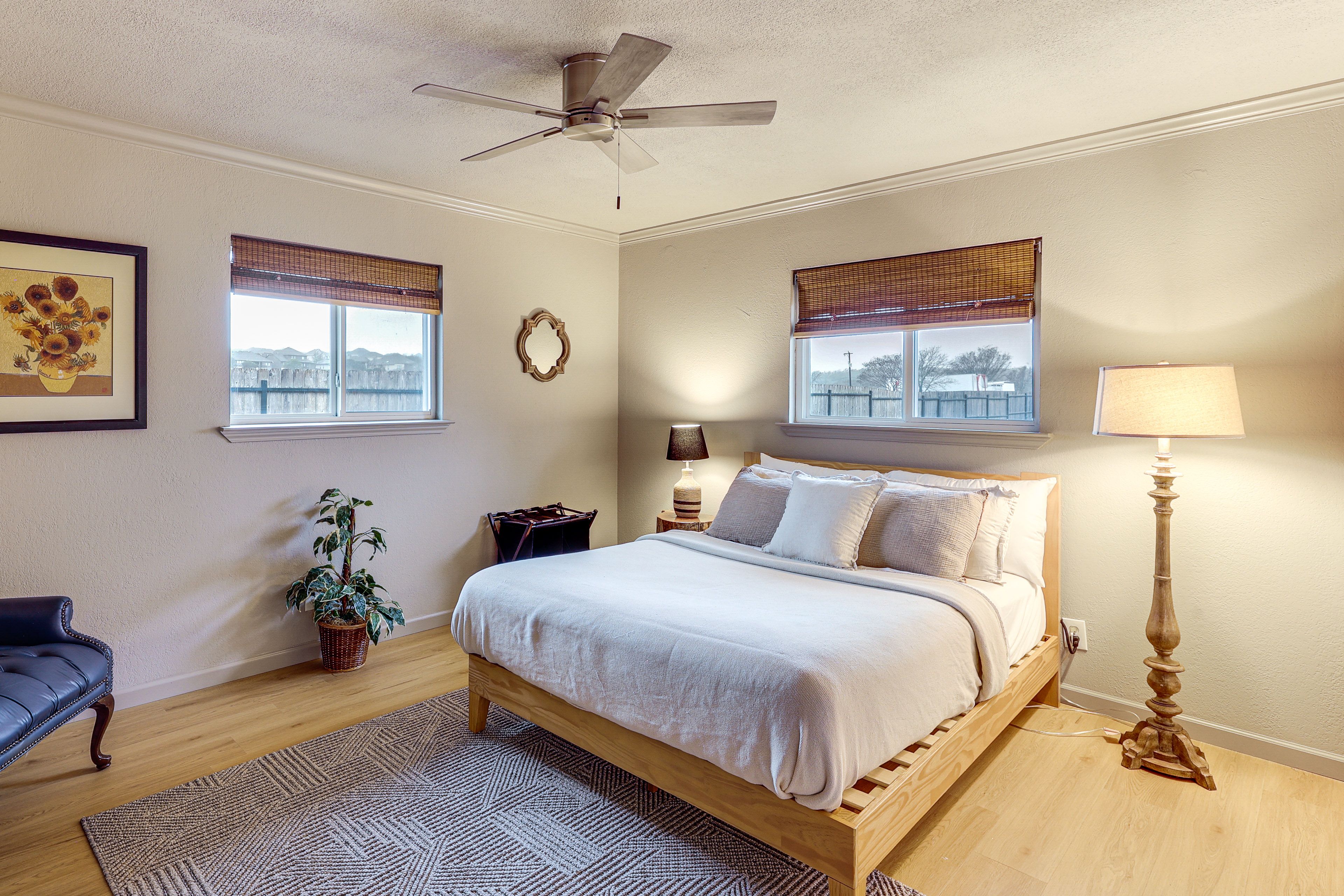 Bedroom 2 | Queen Bed