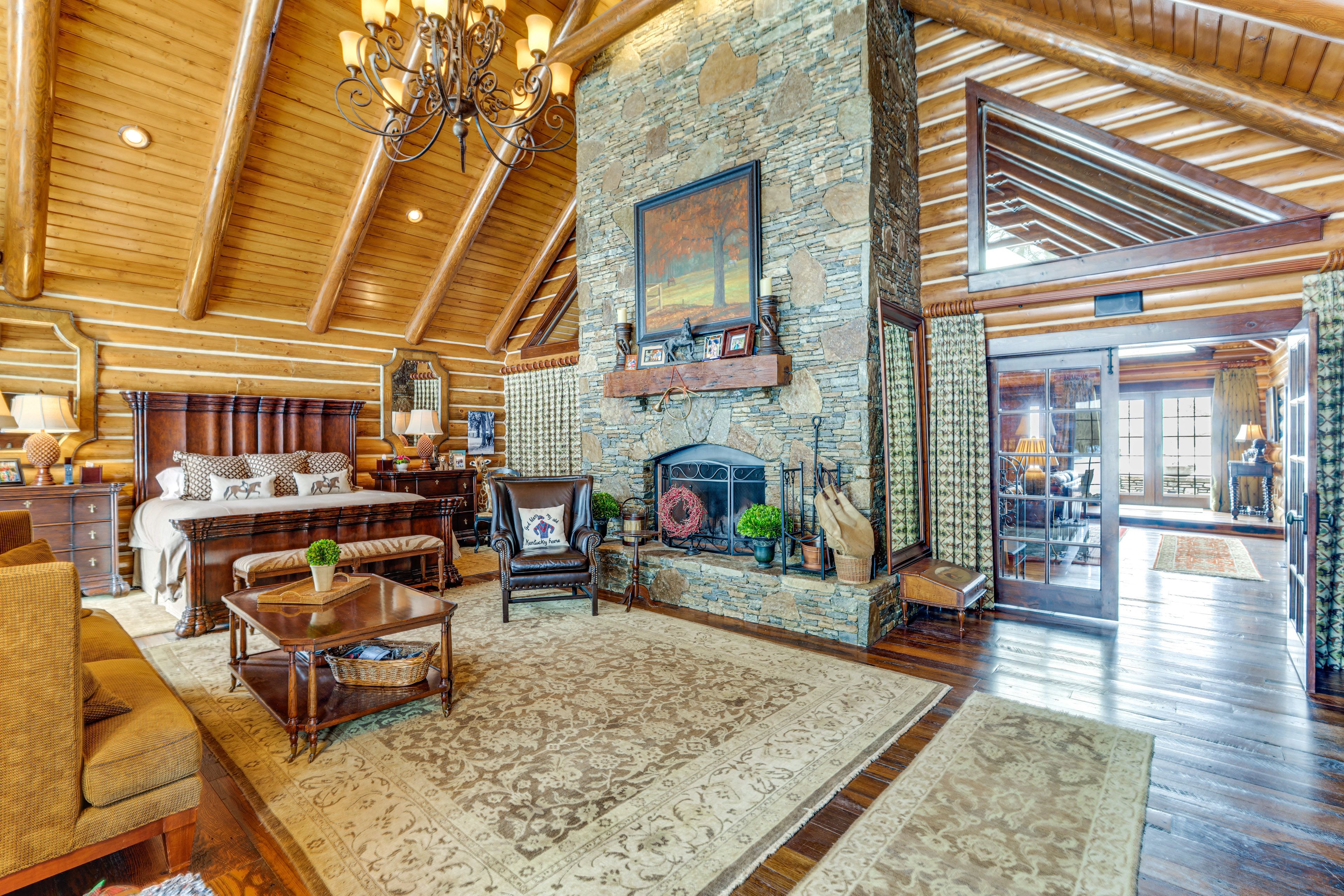 Bedroom 1 | Main Level | King Bed