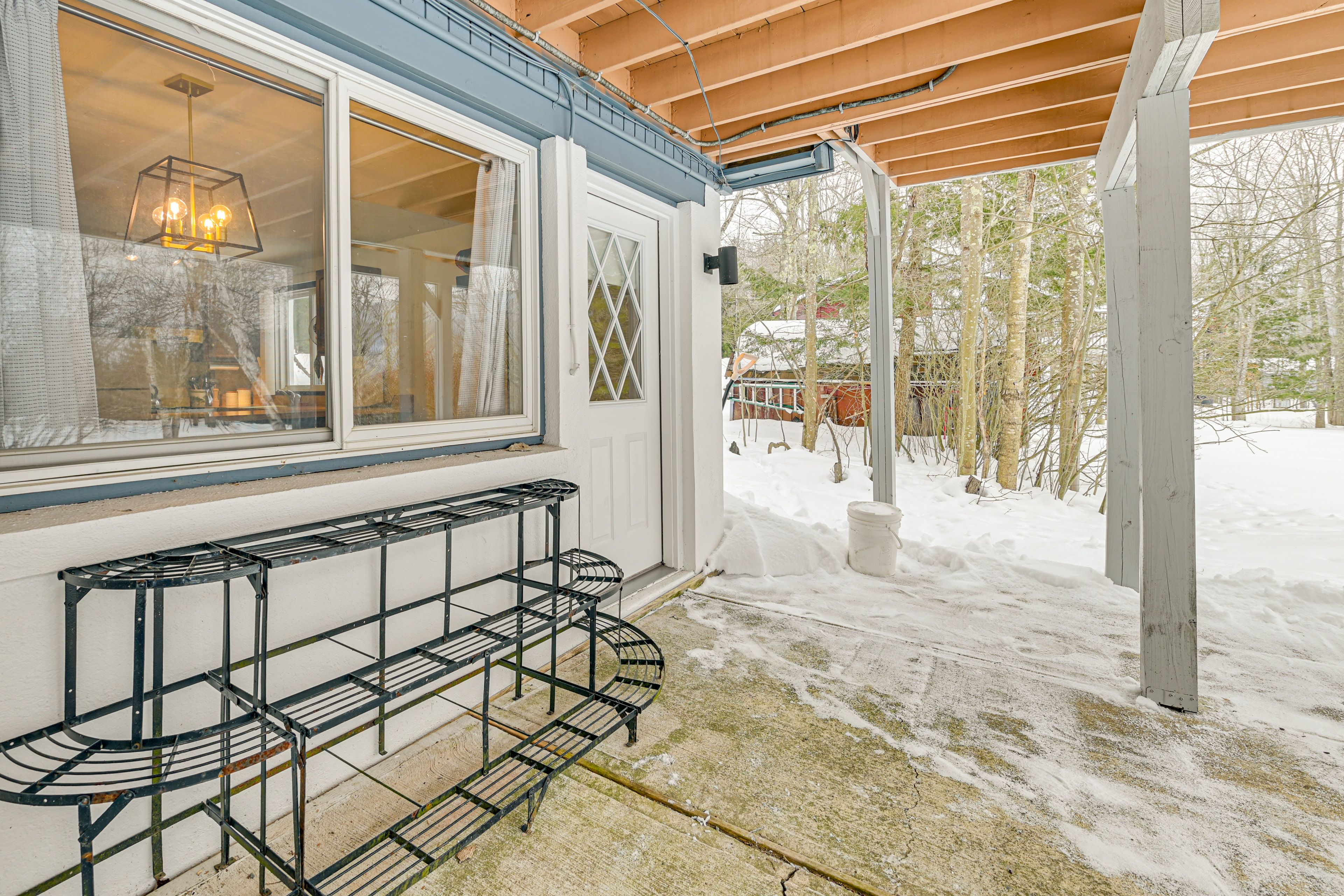Covered Patio | Unit Entrance
