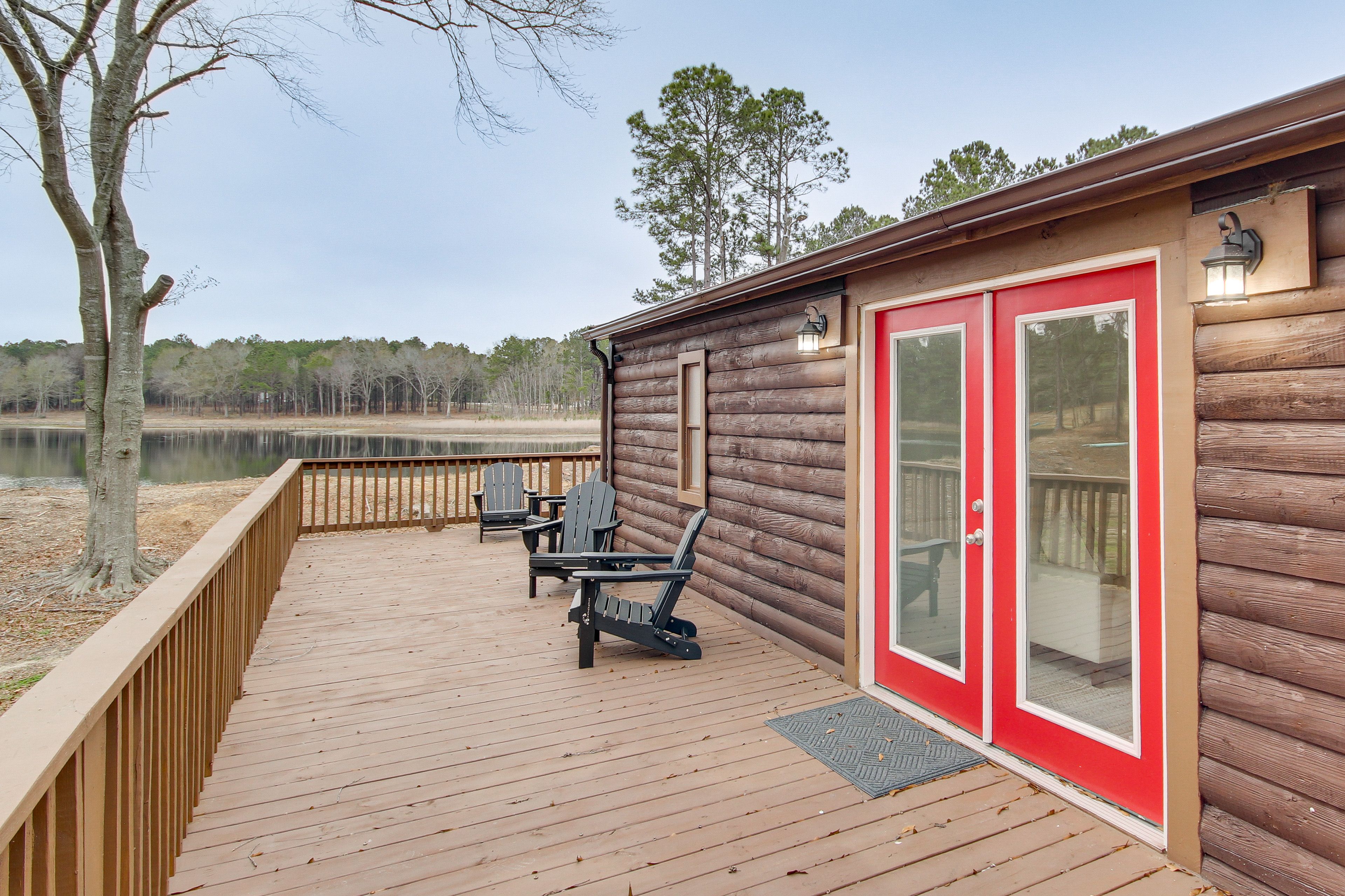 Wraparound Deck | Outdoor Seating