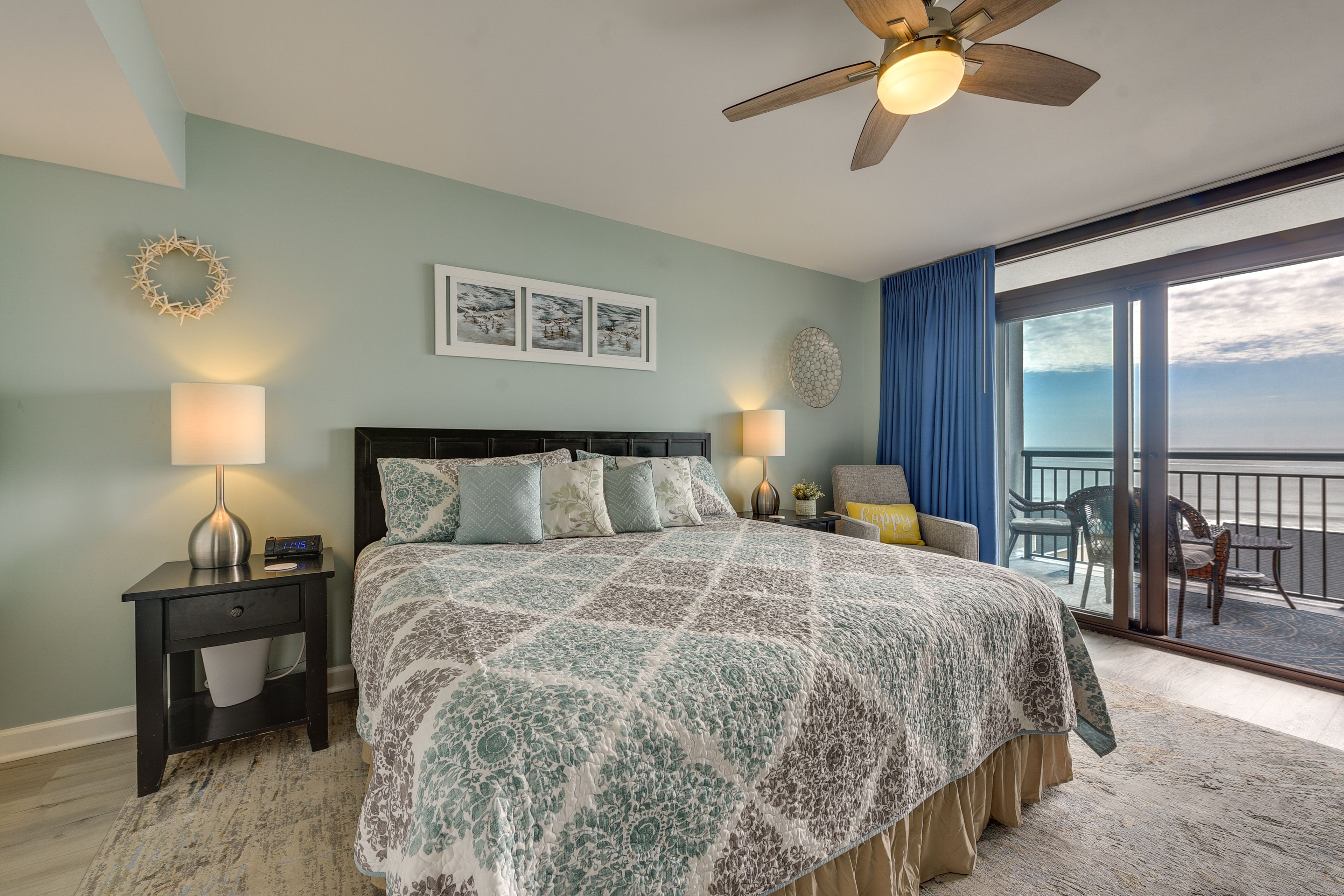 Bedroom 2 | King Bed