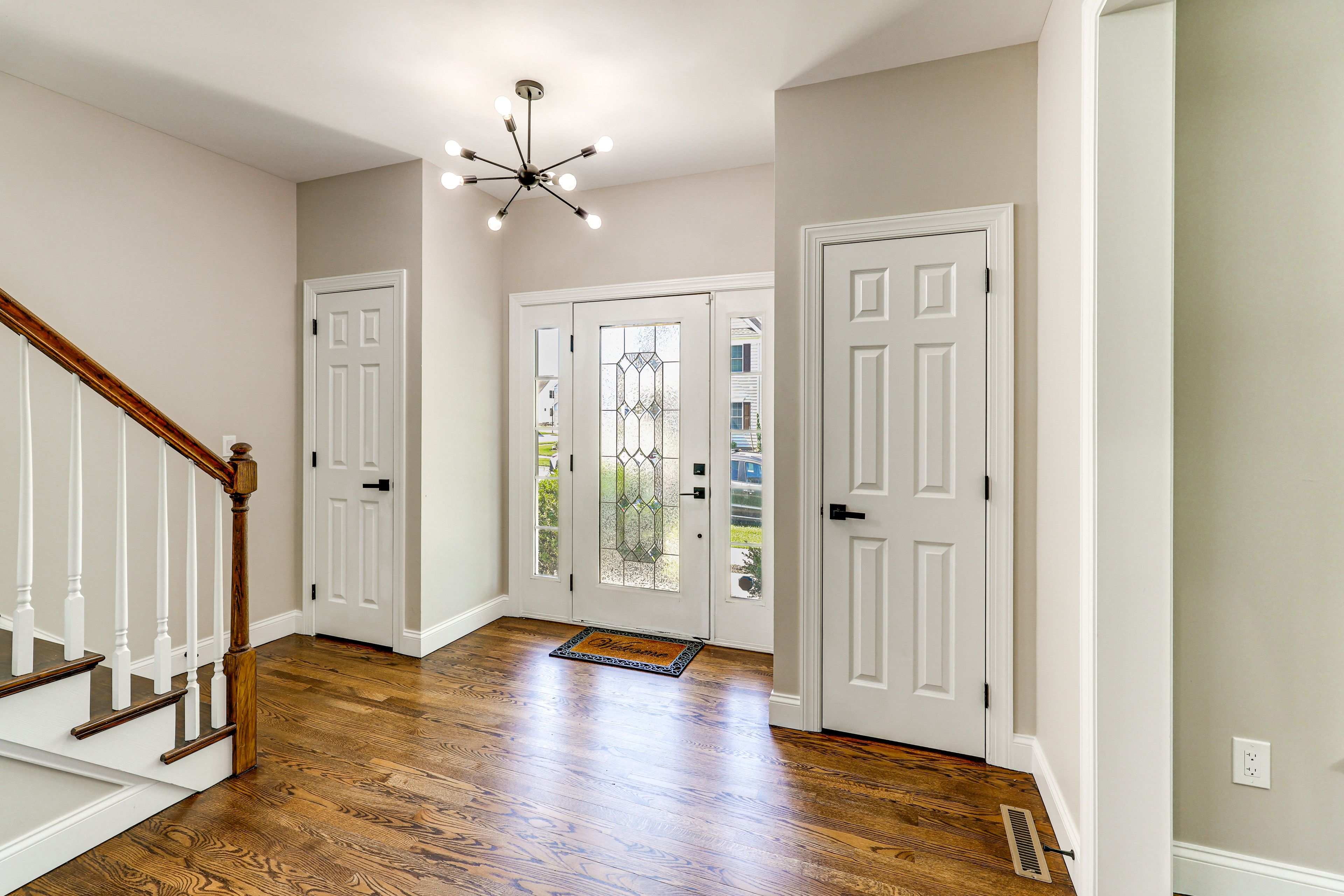 Entry | 1st Floor