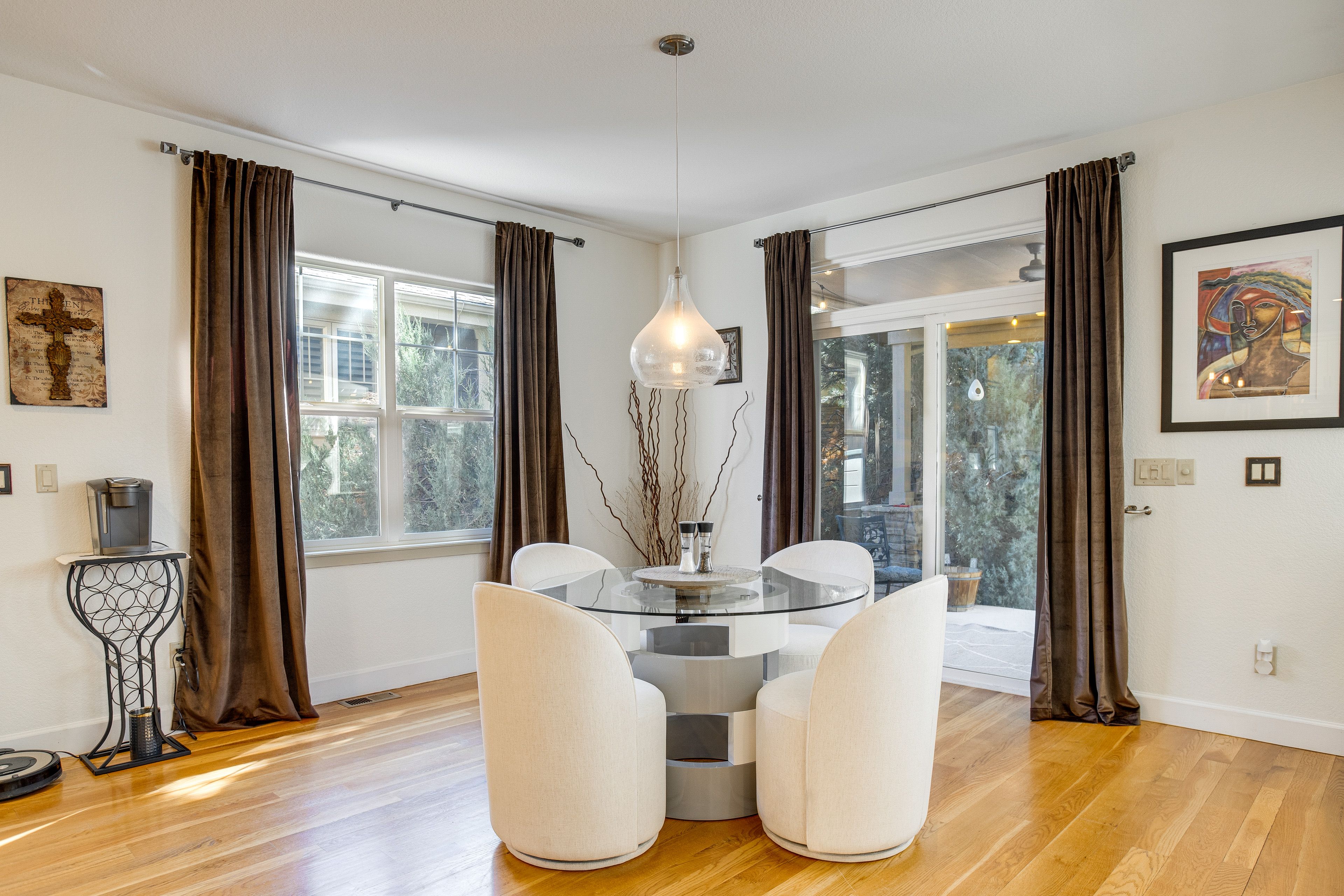 Dining Area | 1st Floor