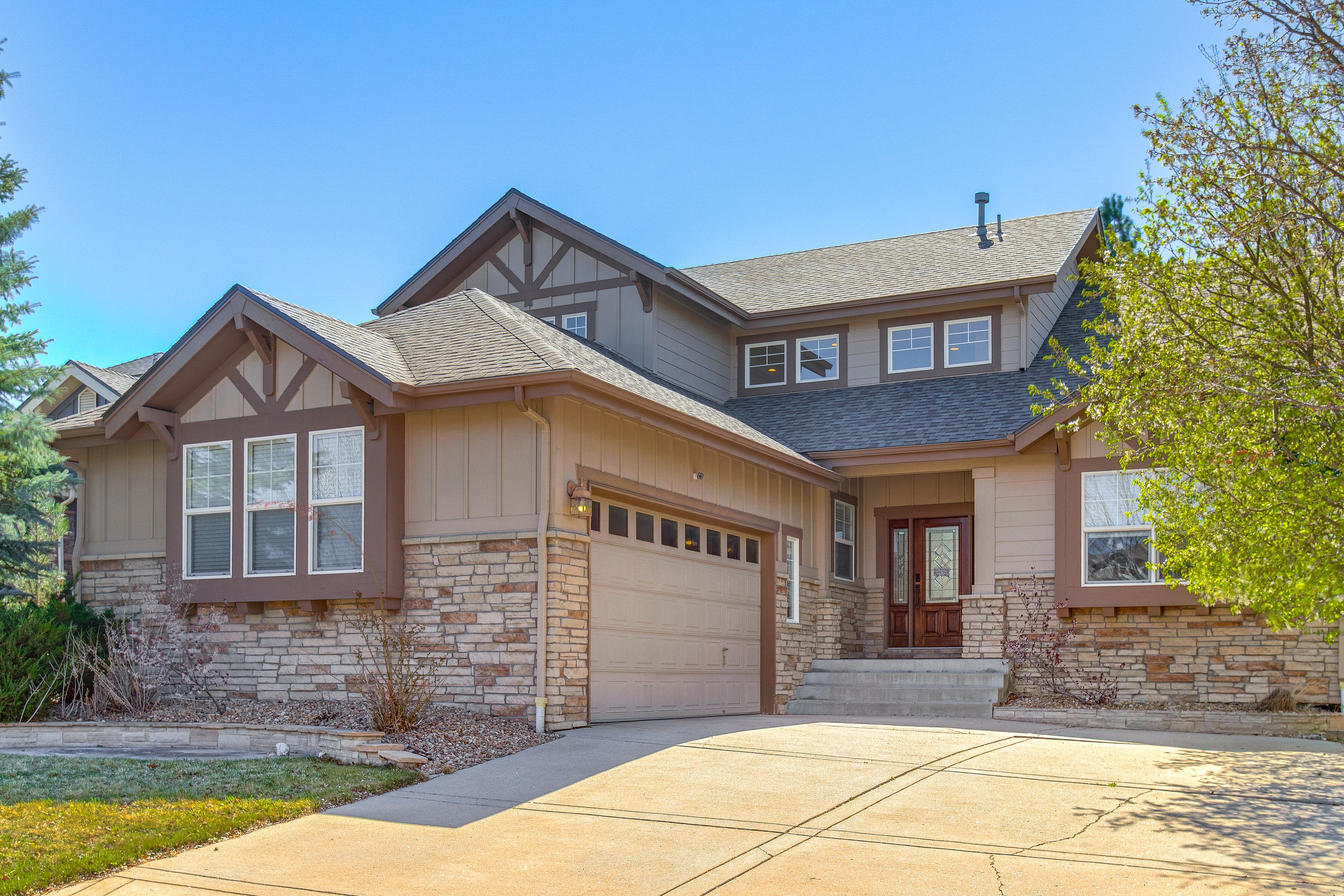 Parking | Driveway (2 Vehicles) | No Garage Parking
