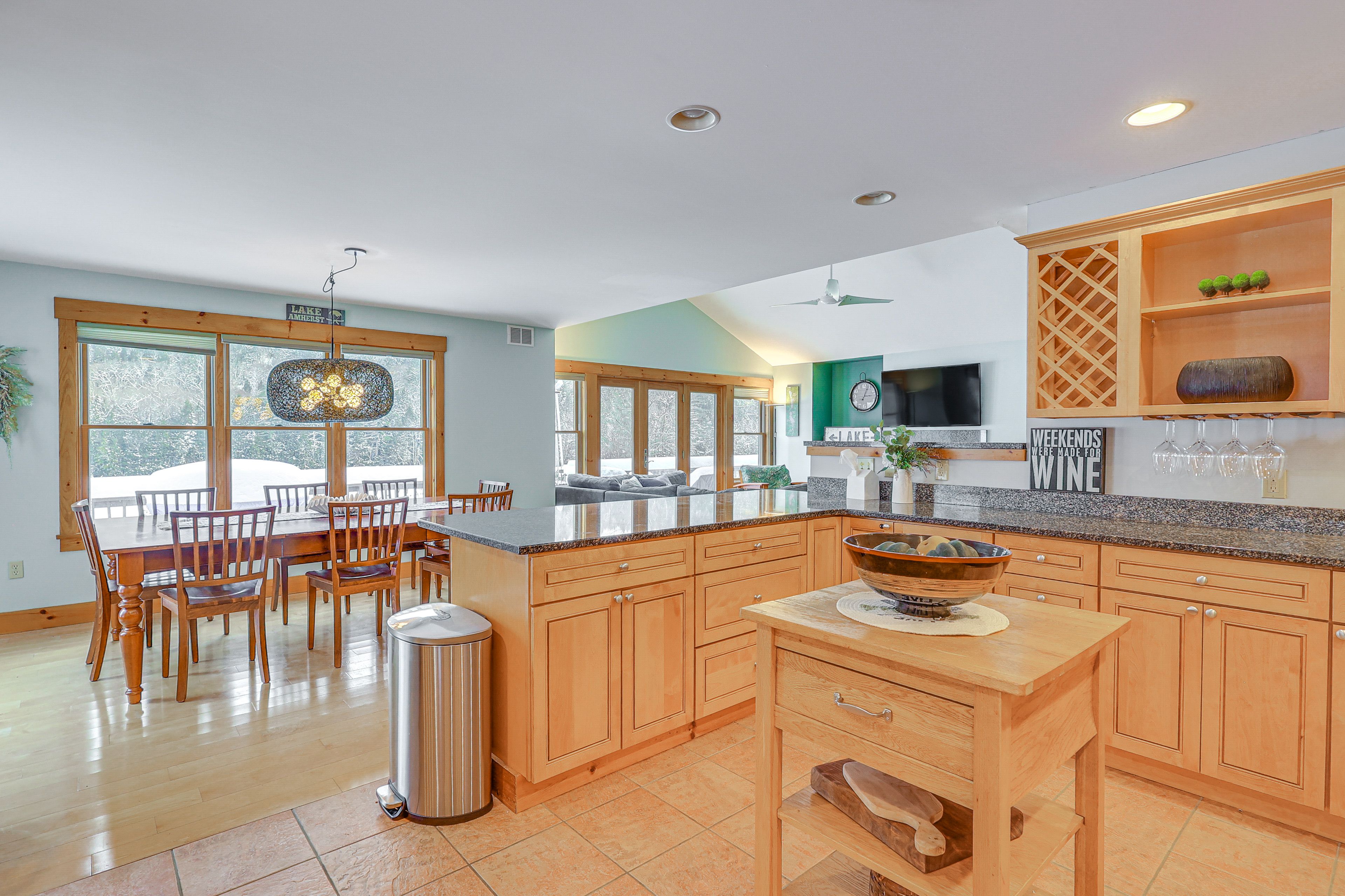Dining Table | Breakfast Bar | Dishware/Flatware | 2nd Floor
