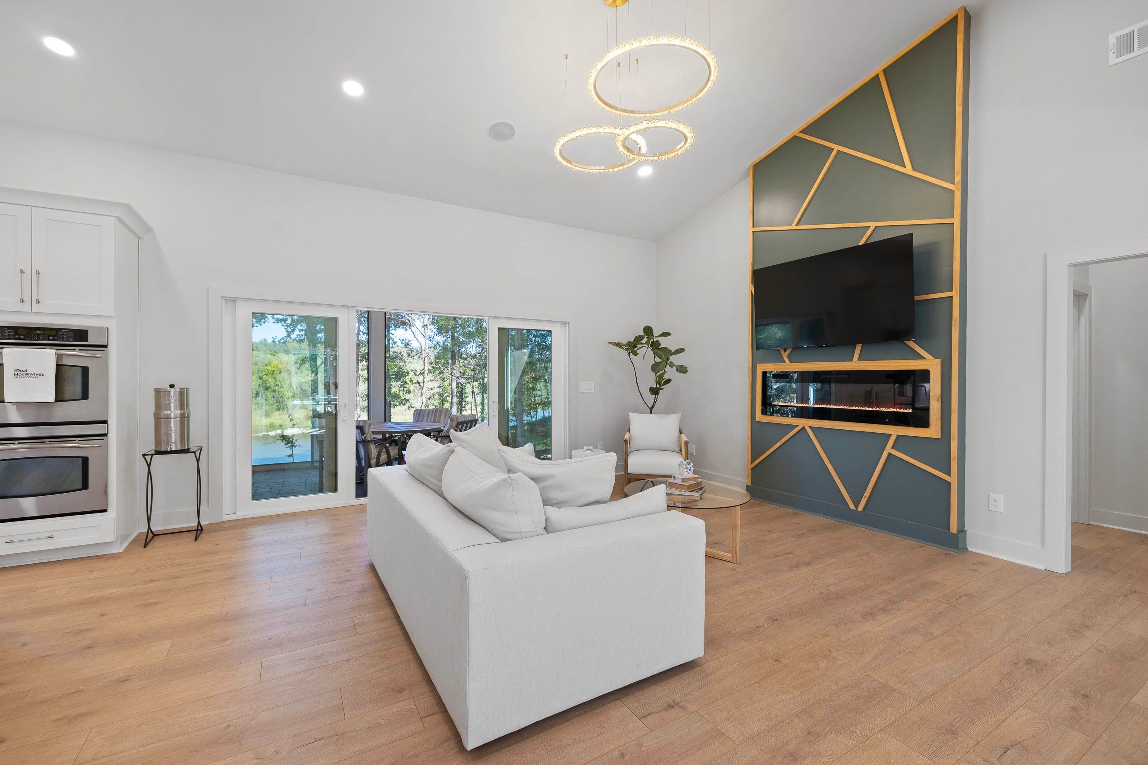 Living Room | Main Floor