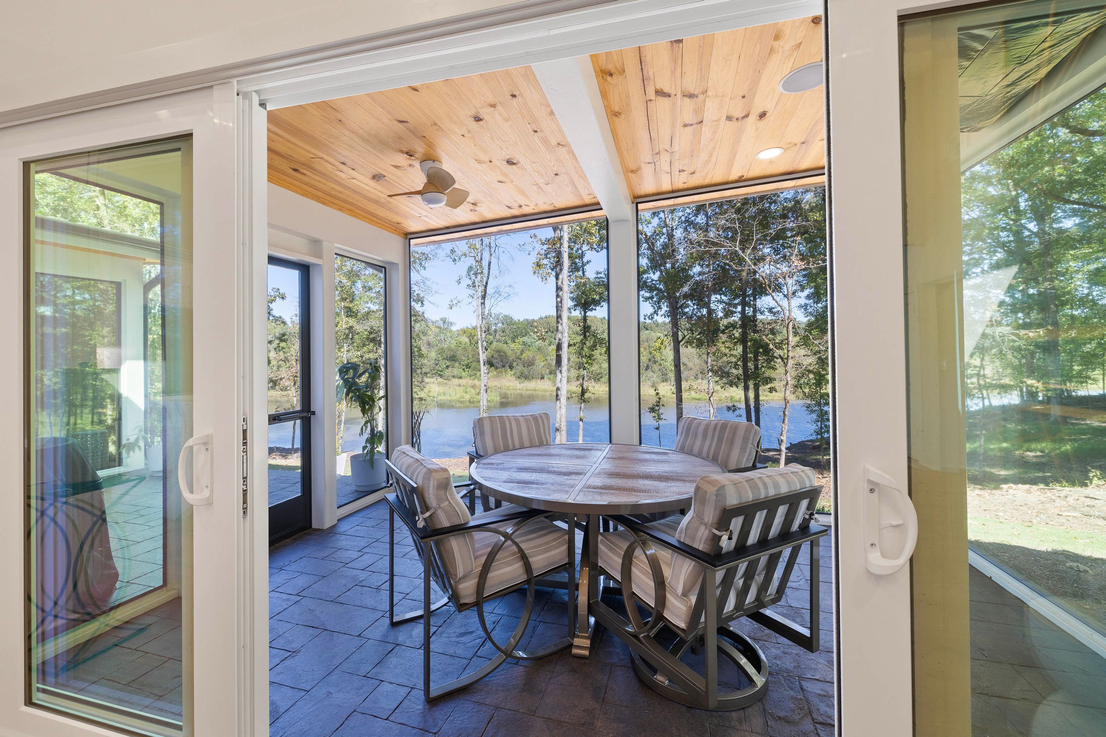Screened Porch | Main Floor