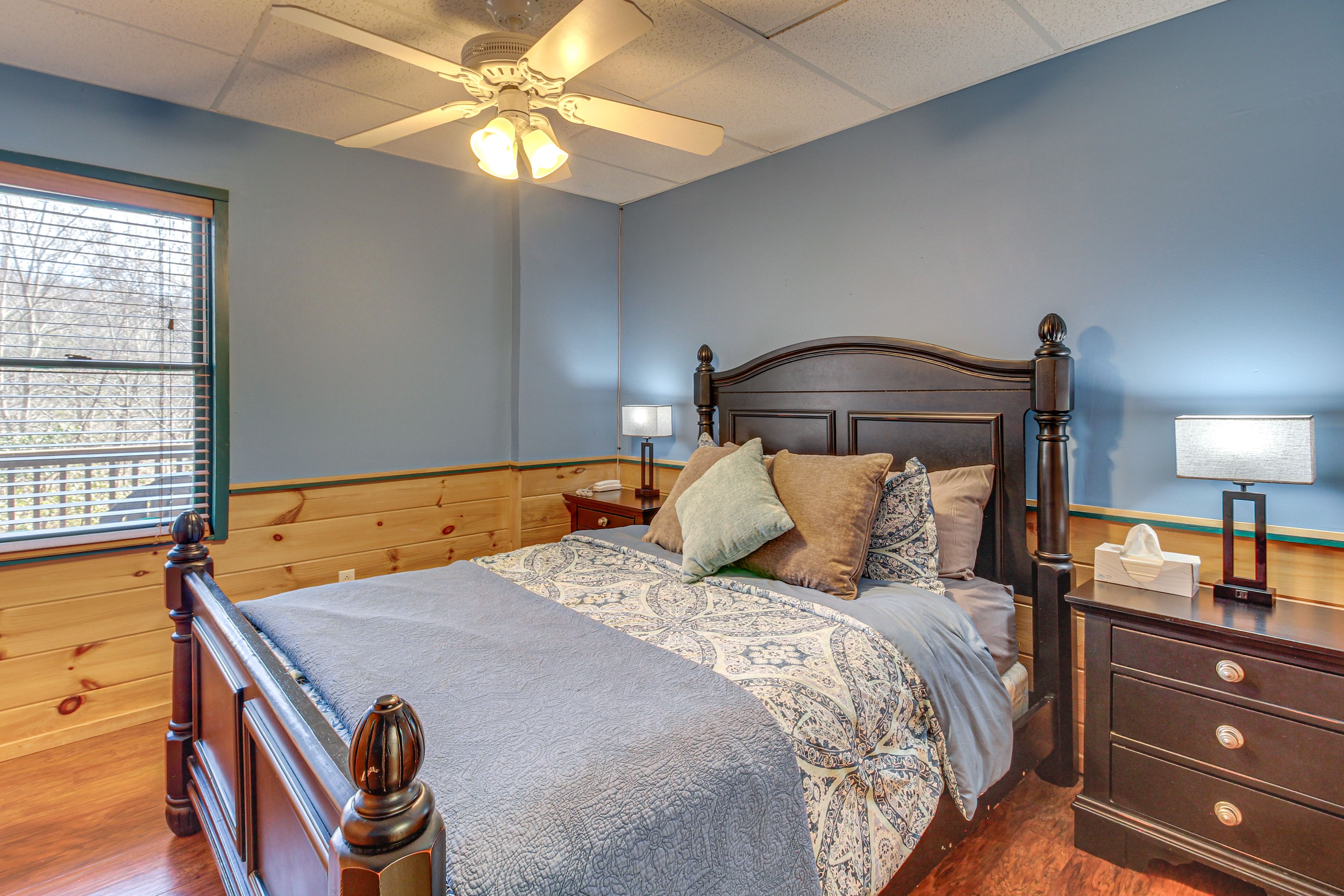 Bedroom 3 | Queen Bed | Lower Level