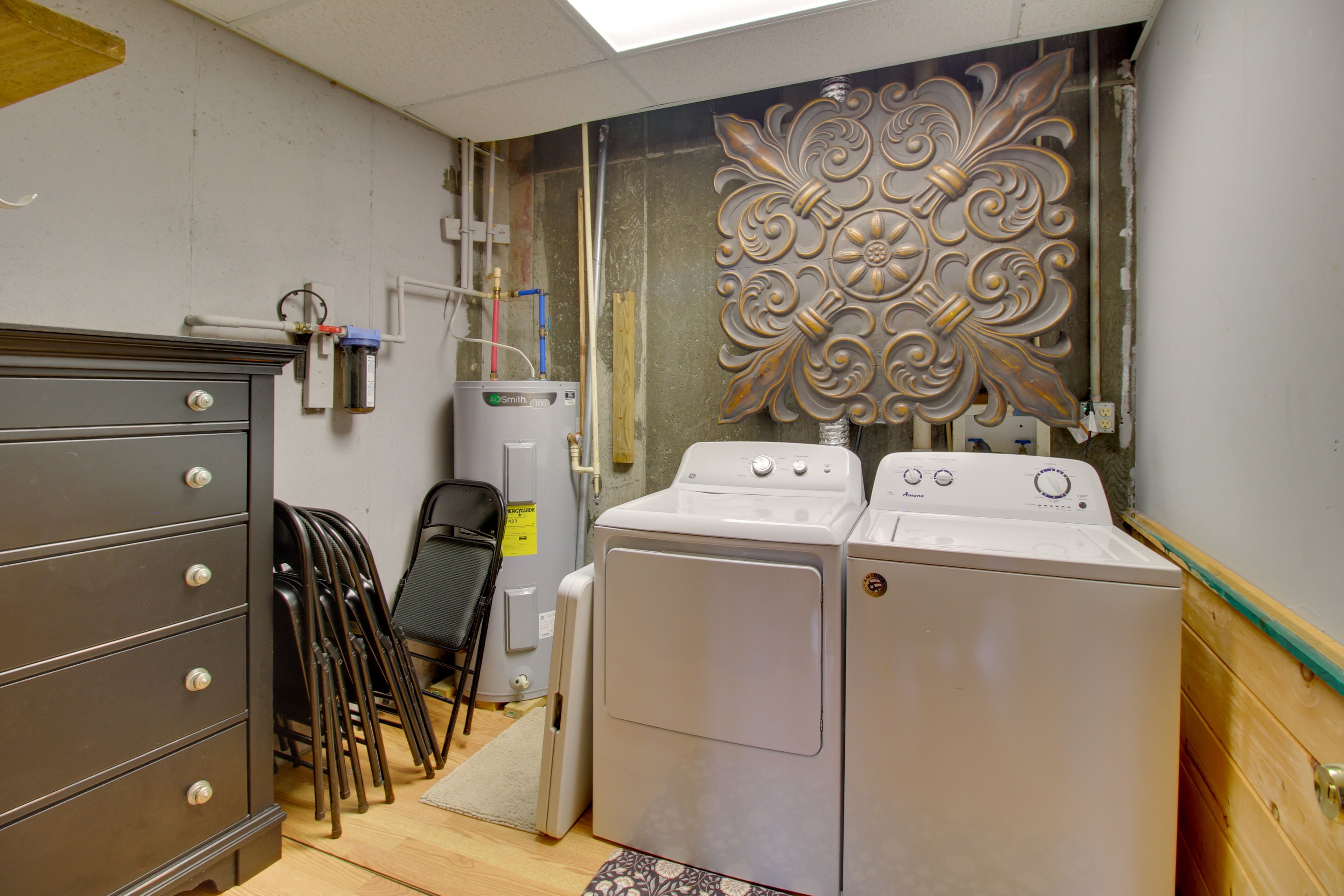 Washer & Dryer | Lower Level