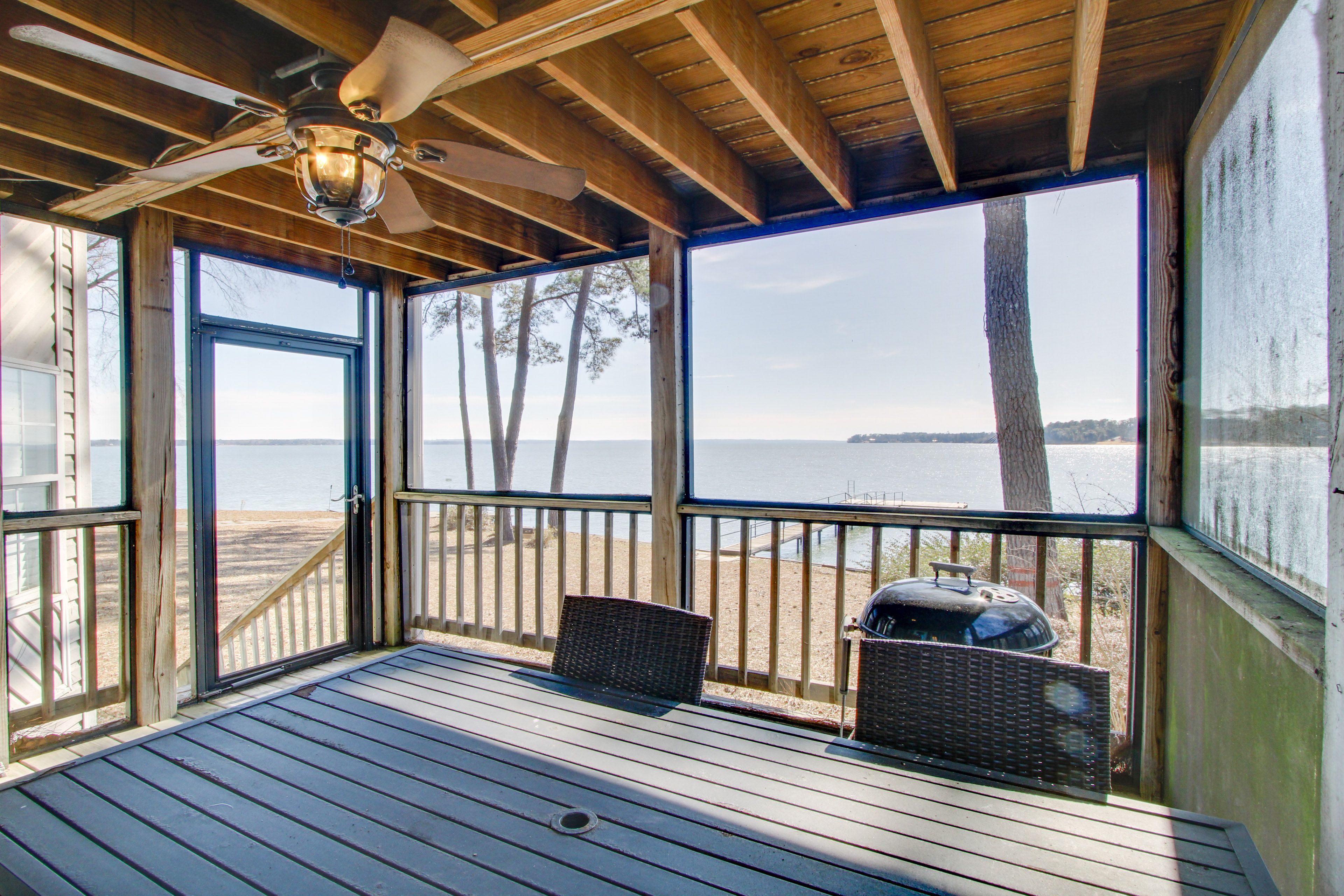 1st-Floor Screened Porch