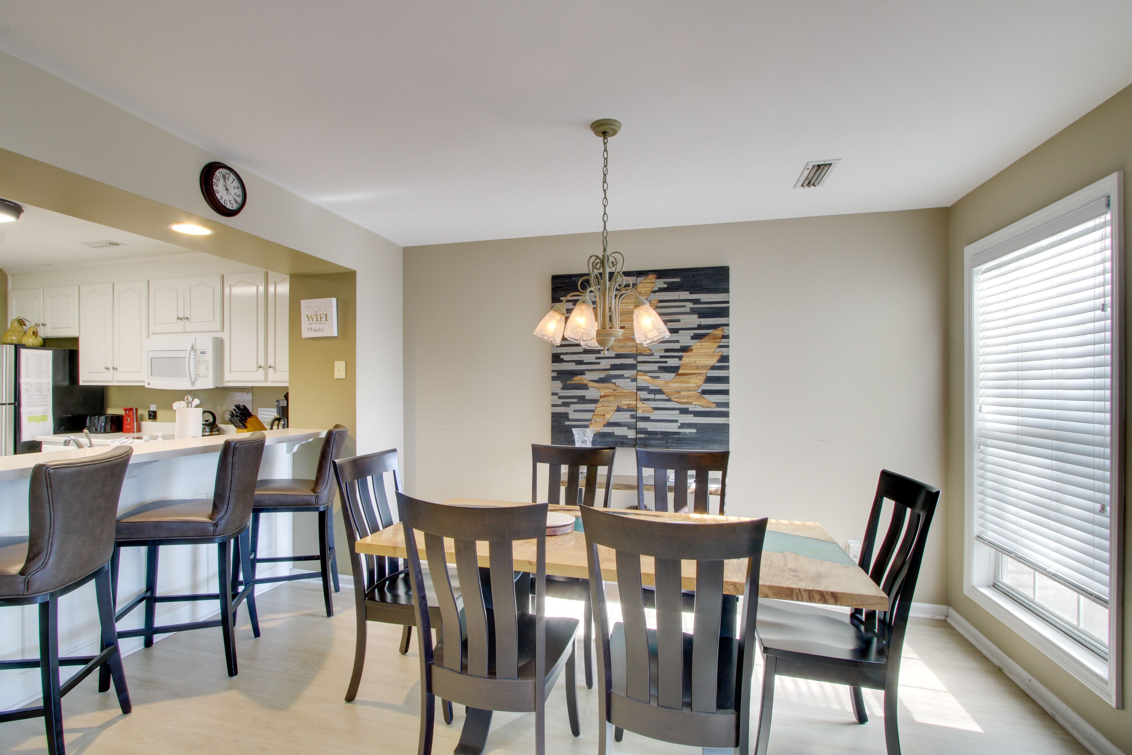 Dining Area | 1st Floor