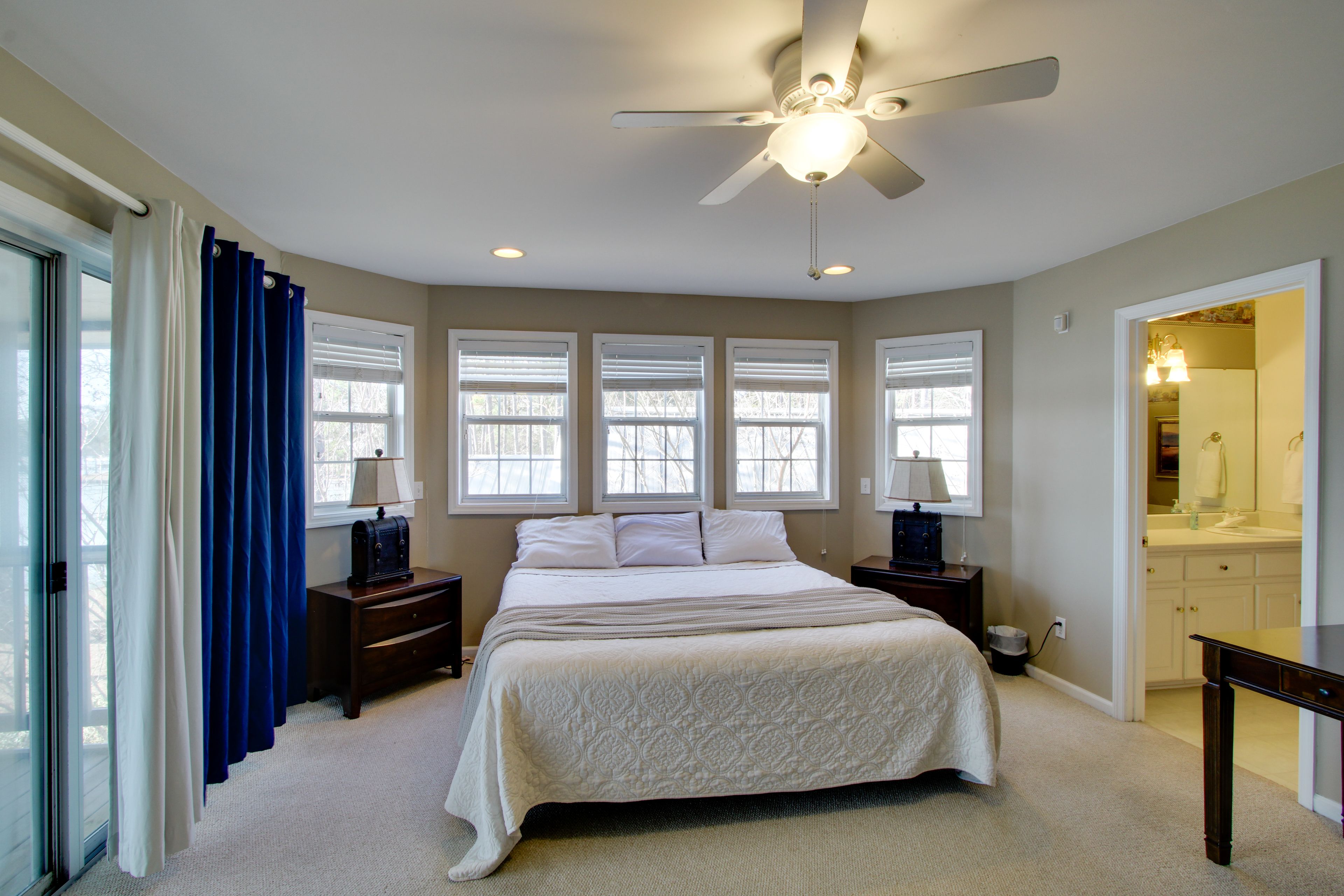 Bedroom 1 | 2nd Floor | King Bed