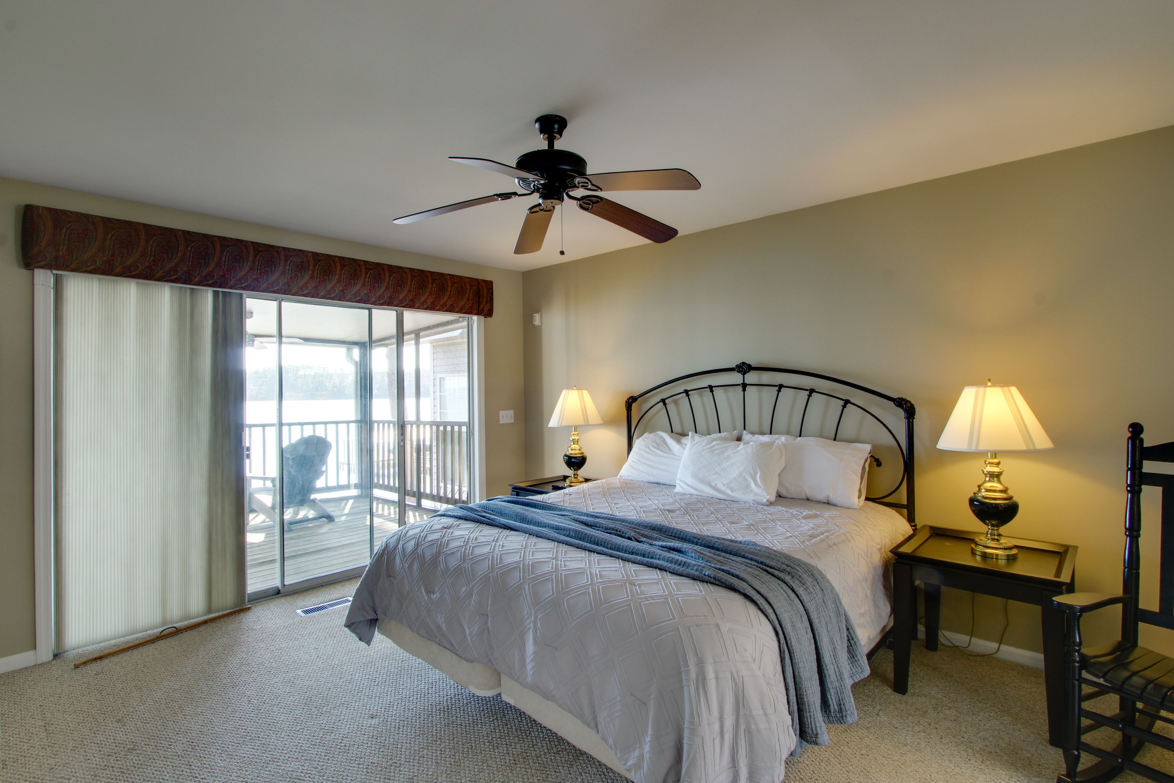 Bedroom 1 | 2nd Floor | King Bed