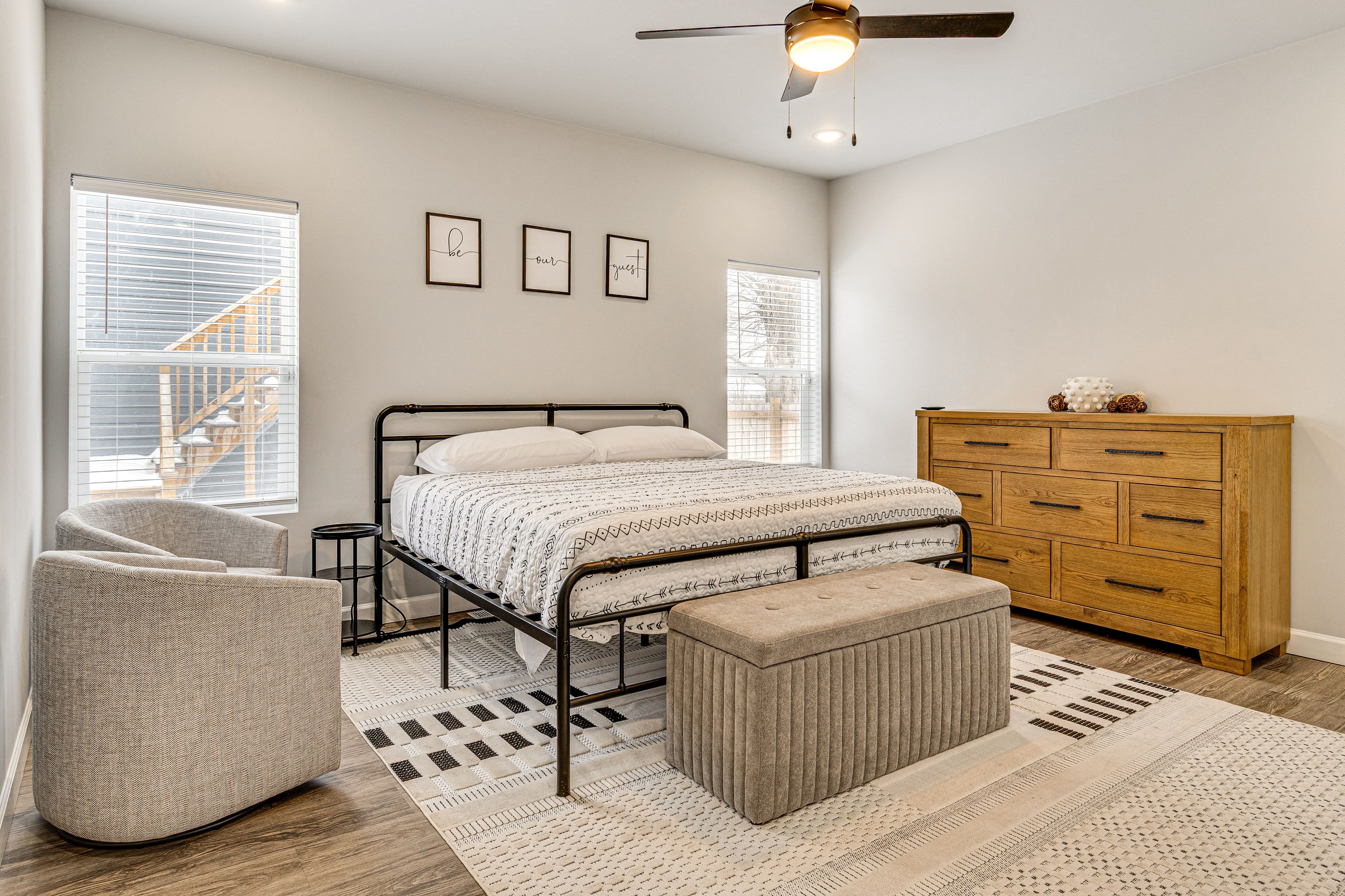 Bedroom 1 | King Bed | Smart TV