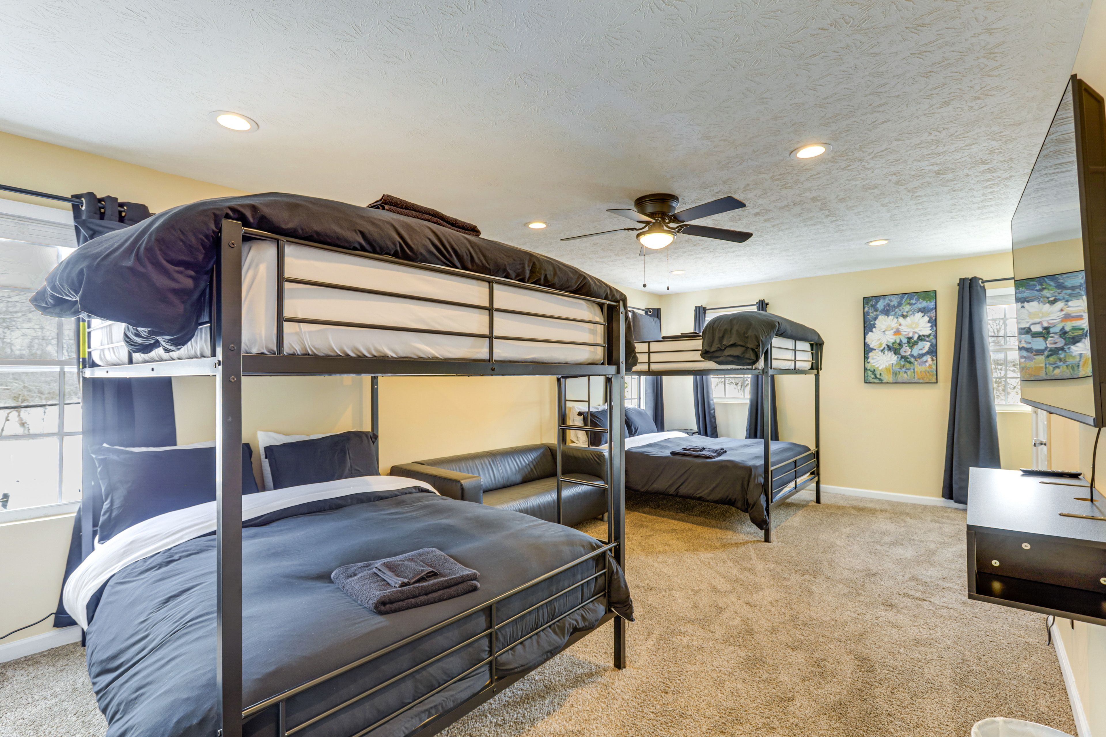 Bedroom 2 | Upper Level | 2 Queen Bunk Beds