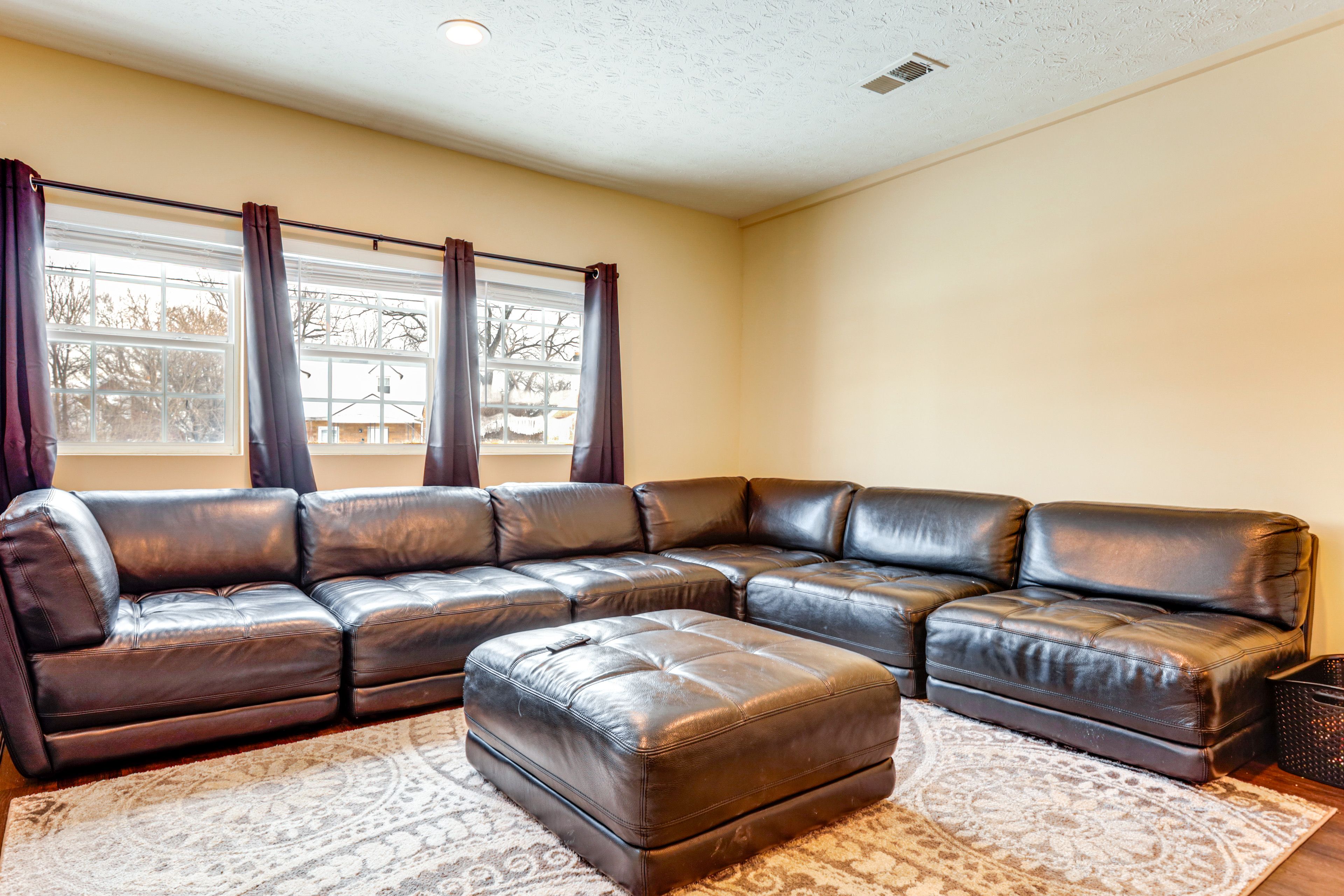 Living Room | Main Level