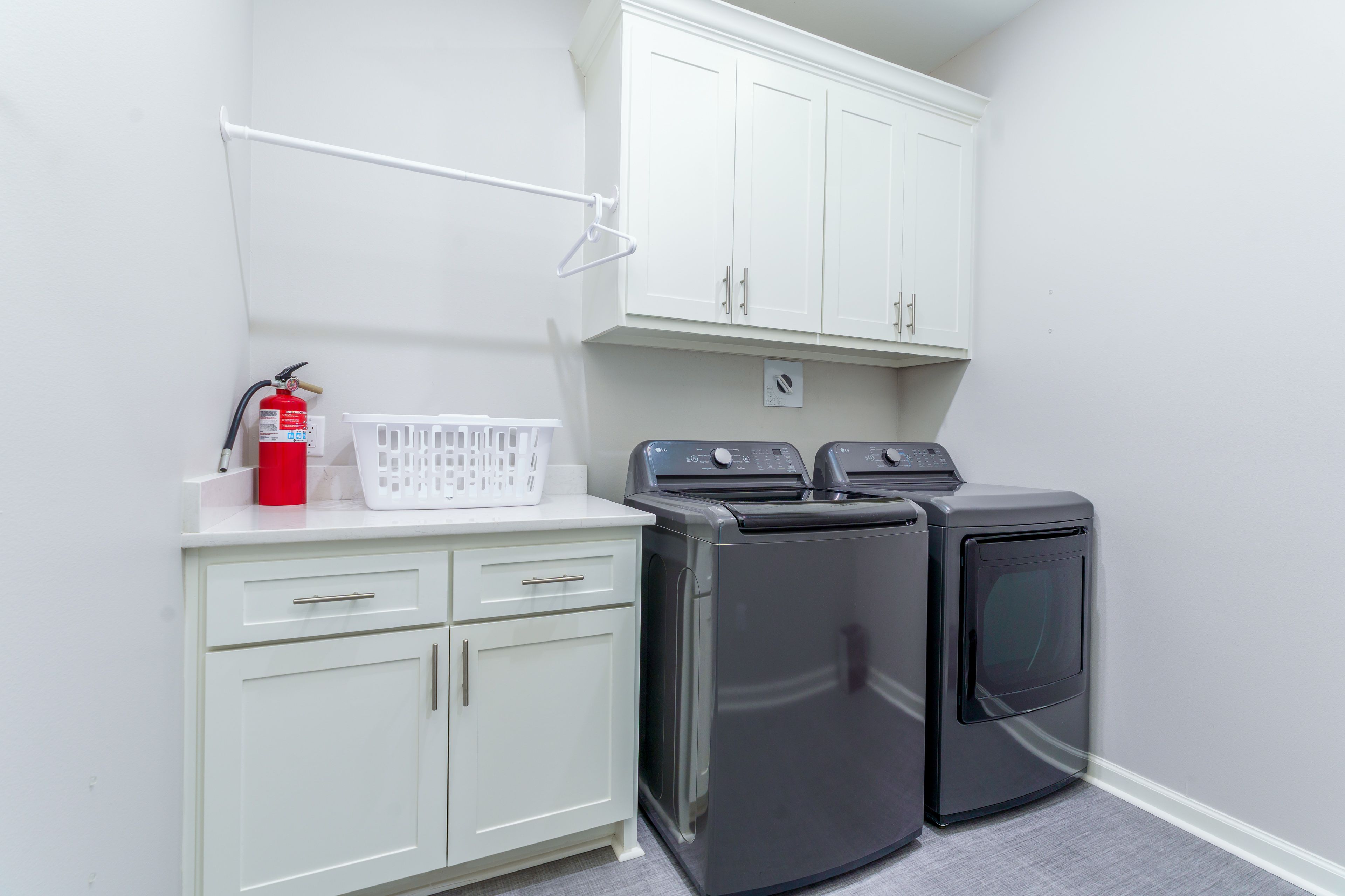 Laundry Room | Washer & Dryer
