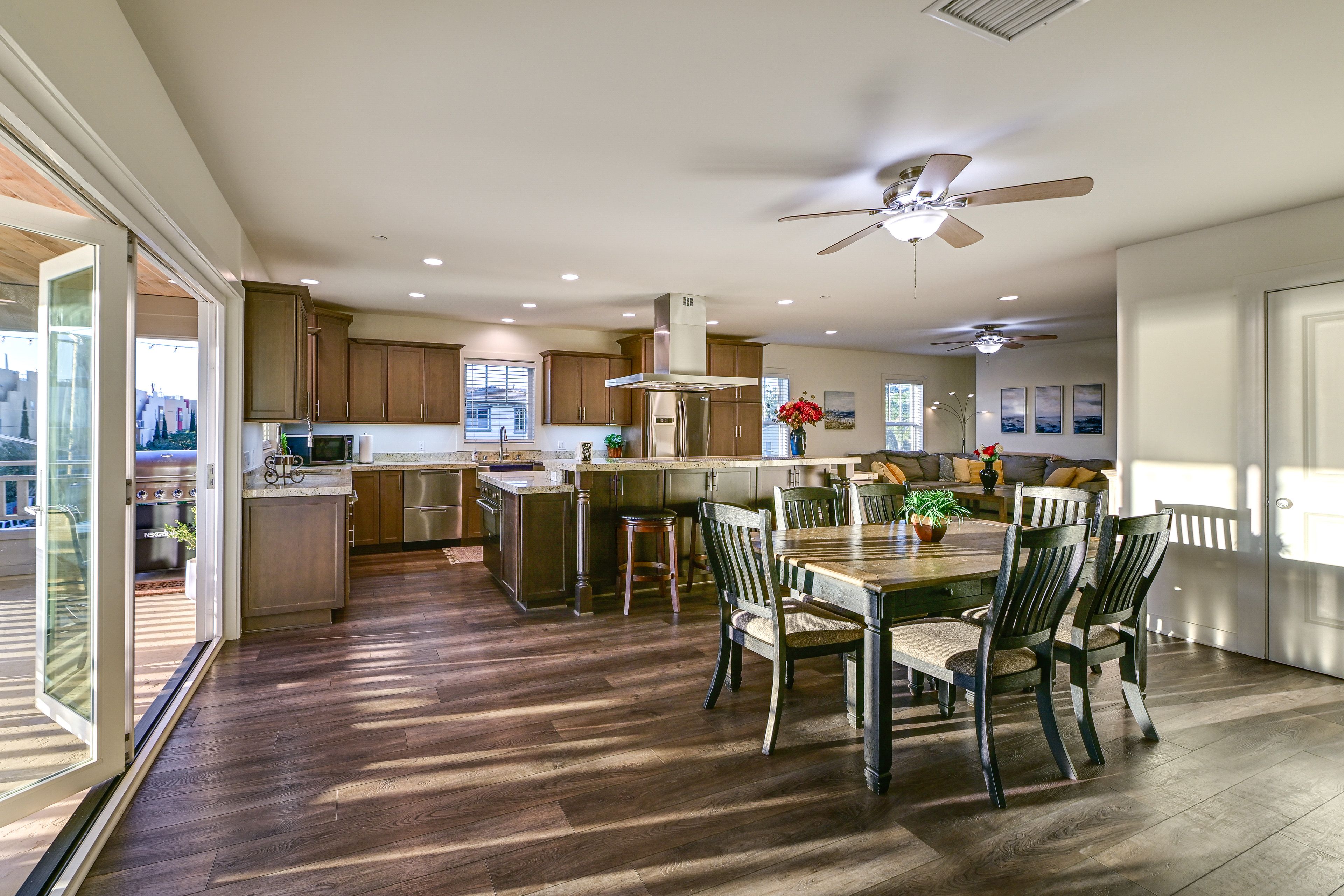 Property Interior | Single-Story Condo