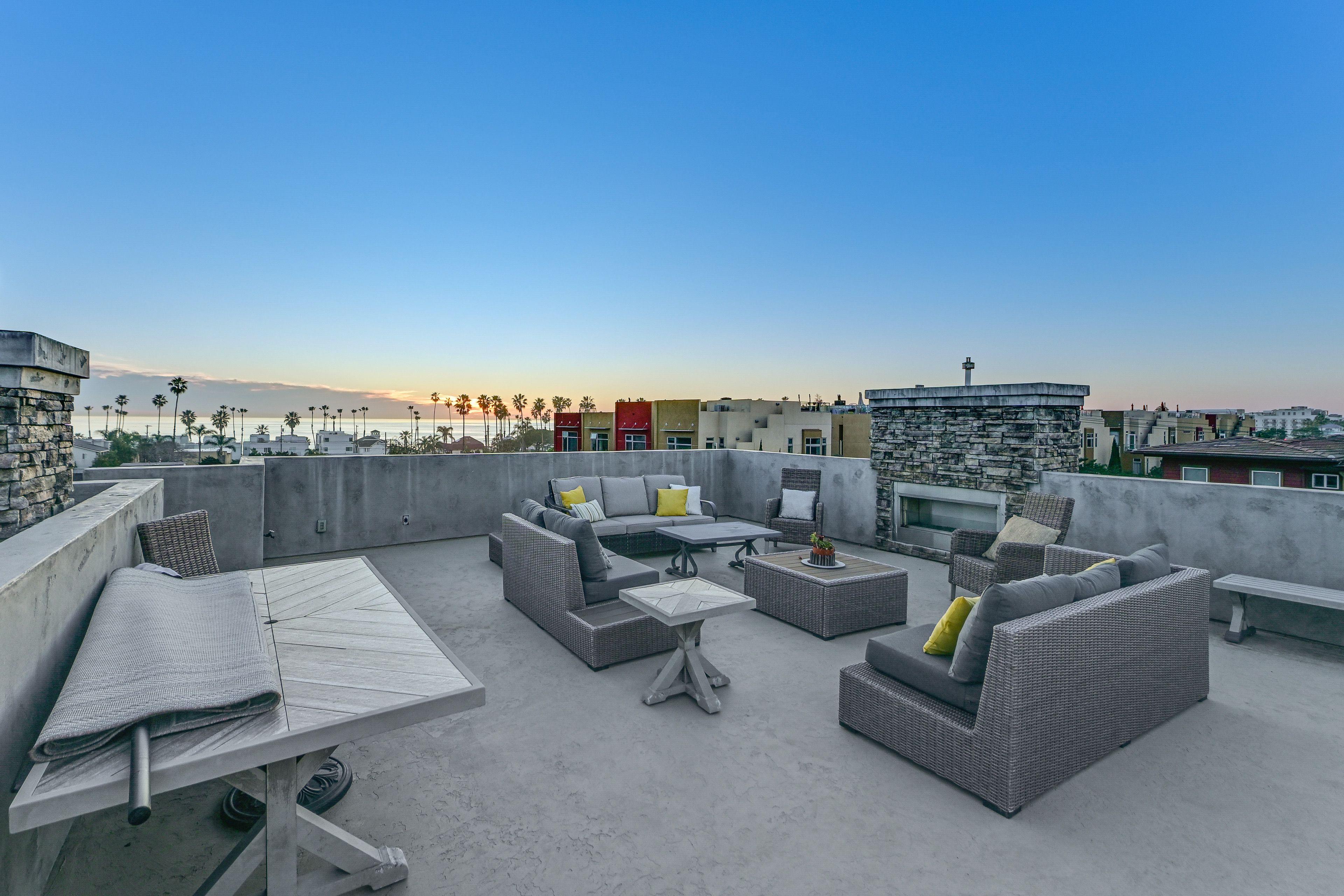 Oceanside Vacation Rental | 3BR | 3BA | 2,300 Sq Ft