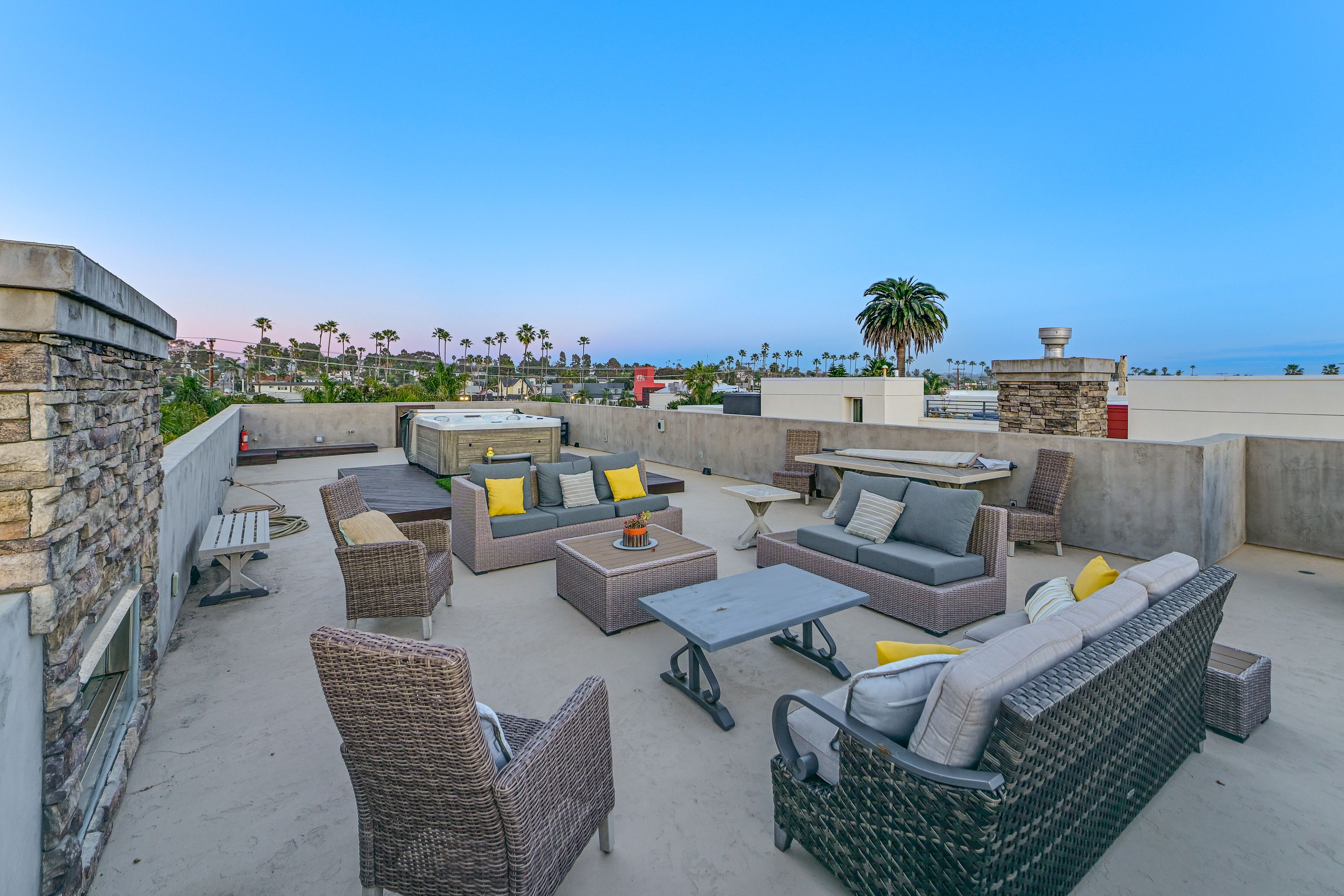 Community Rooftop Deck