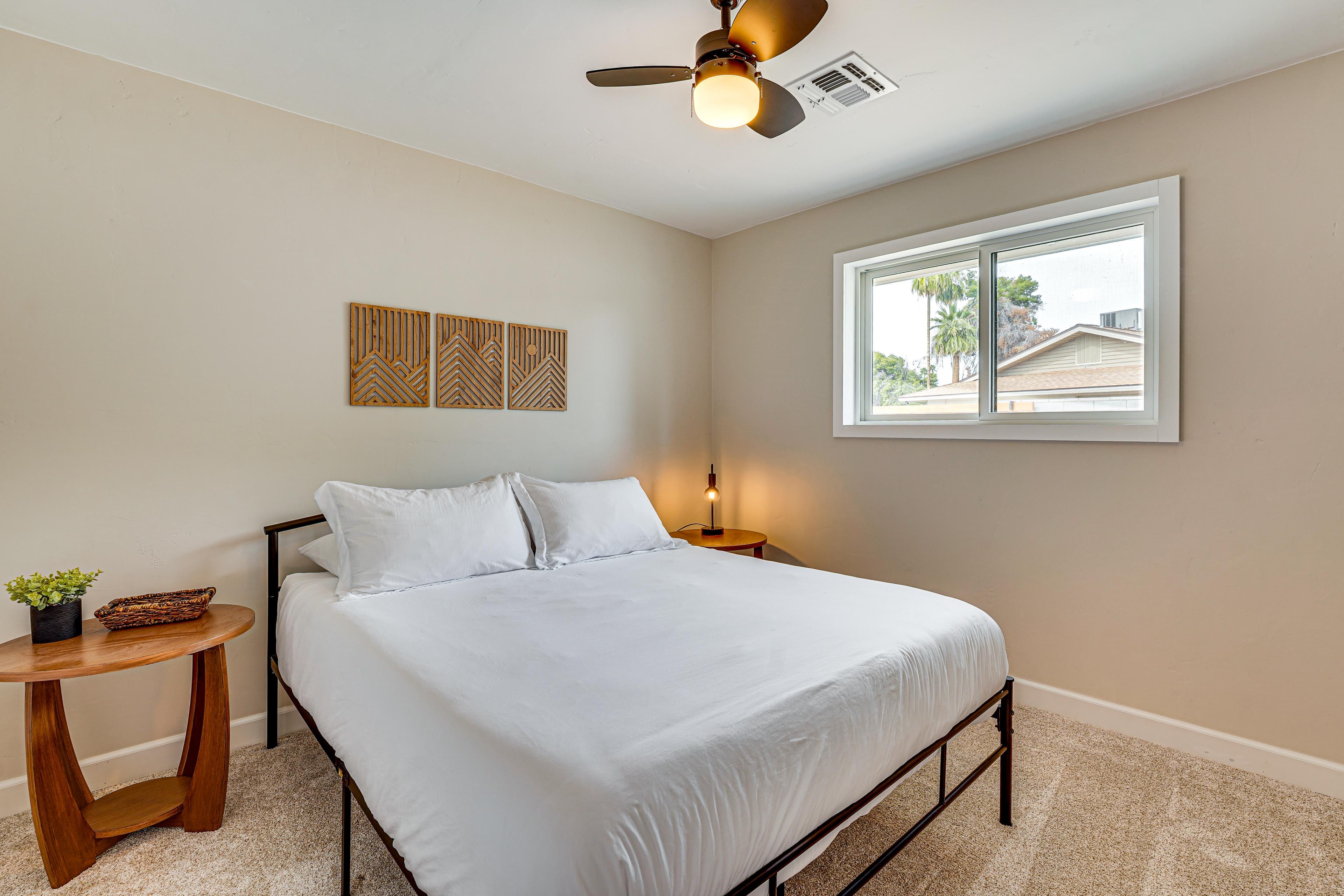 Bedroom 4 | Queen Bed