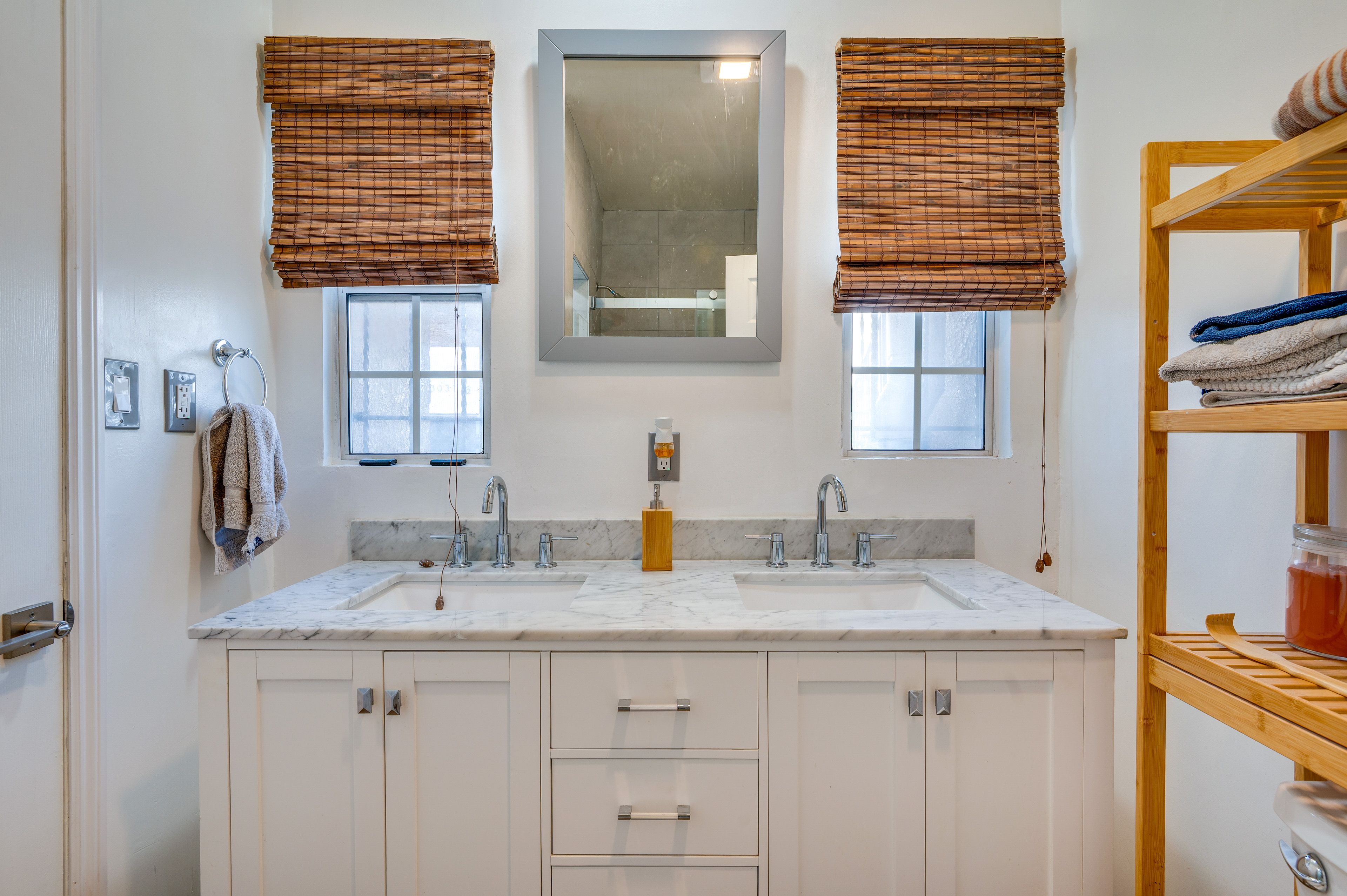 Bathroom | Jetted Tub | Shower