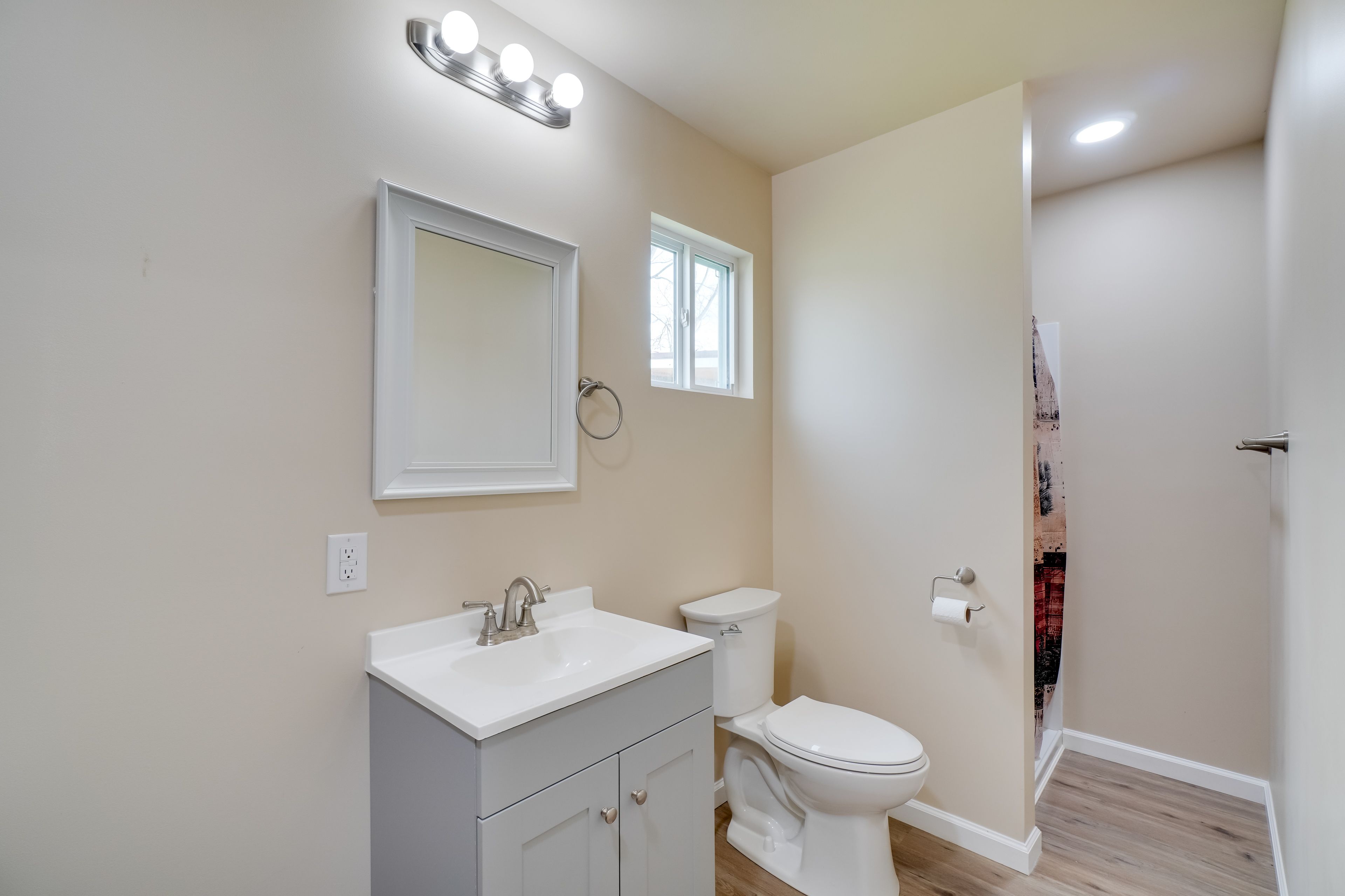 Bathroom | Towels Provided