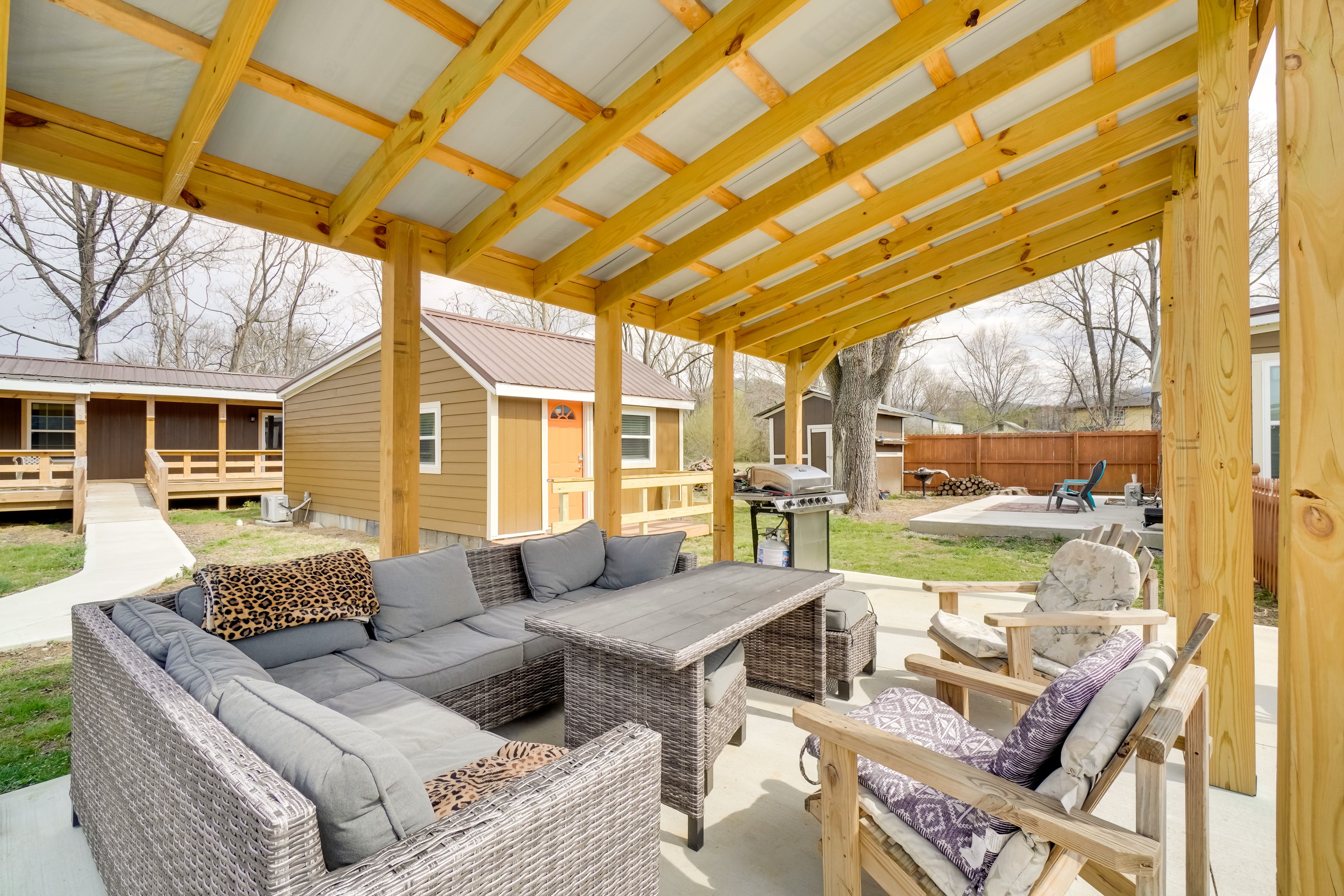 Townsend Vacation Rental | 2BR | 1BA | 1 Step Required | 378 Sq Ft