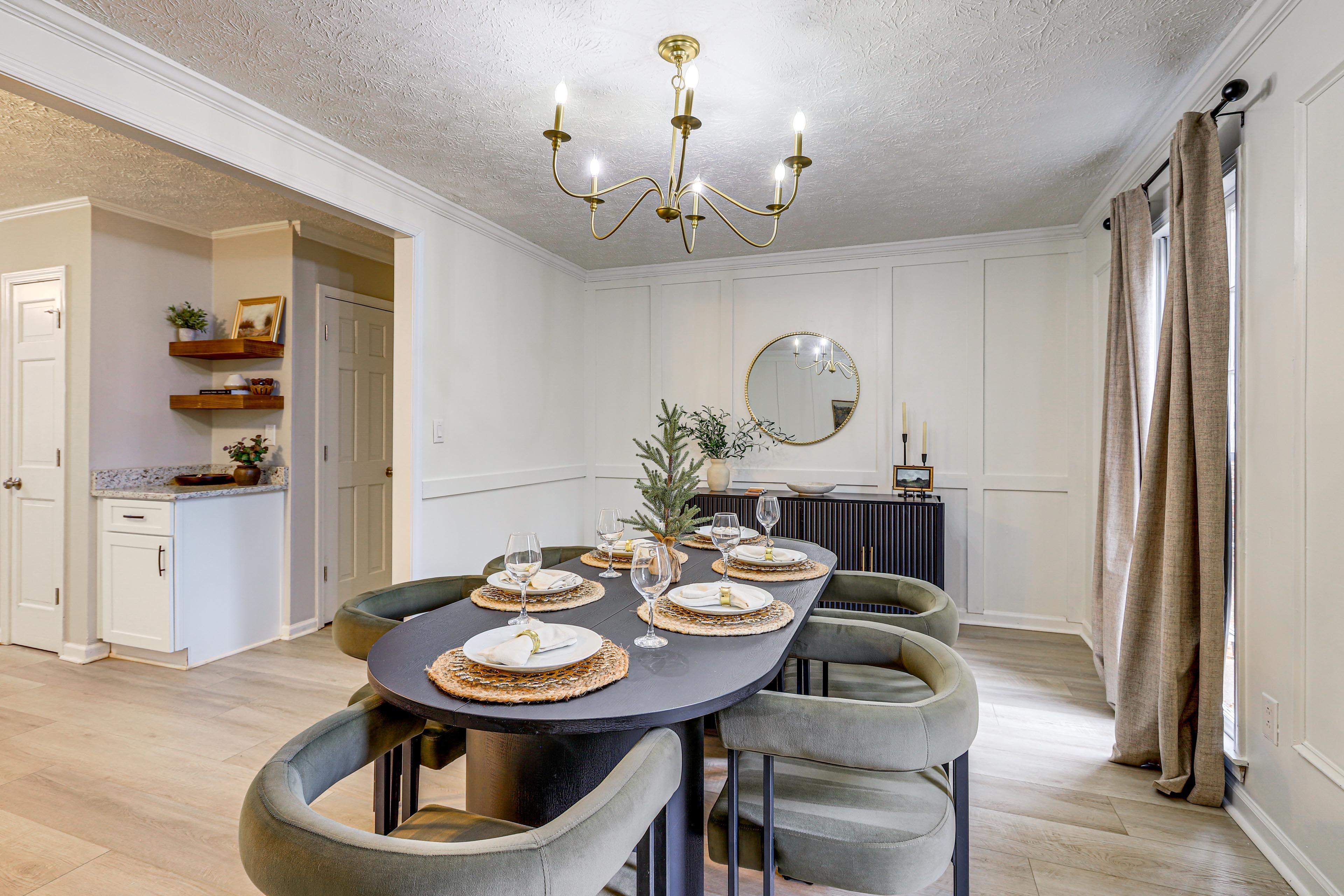 Dining Room | 1st Floor