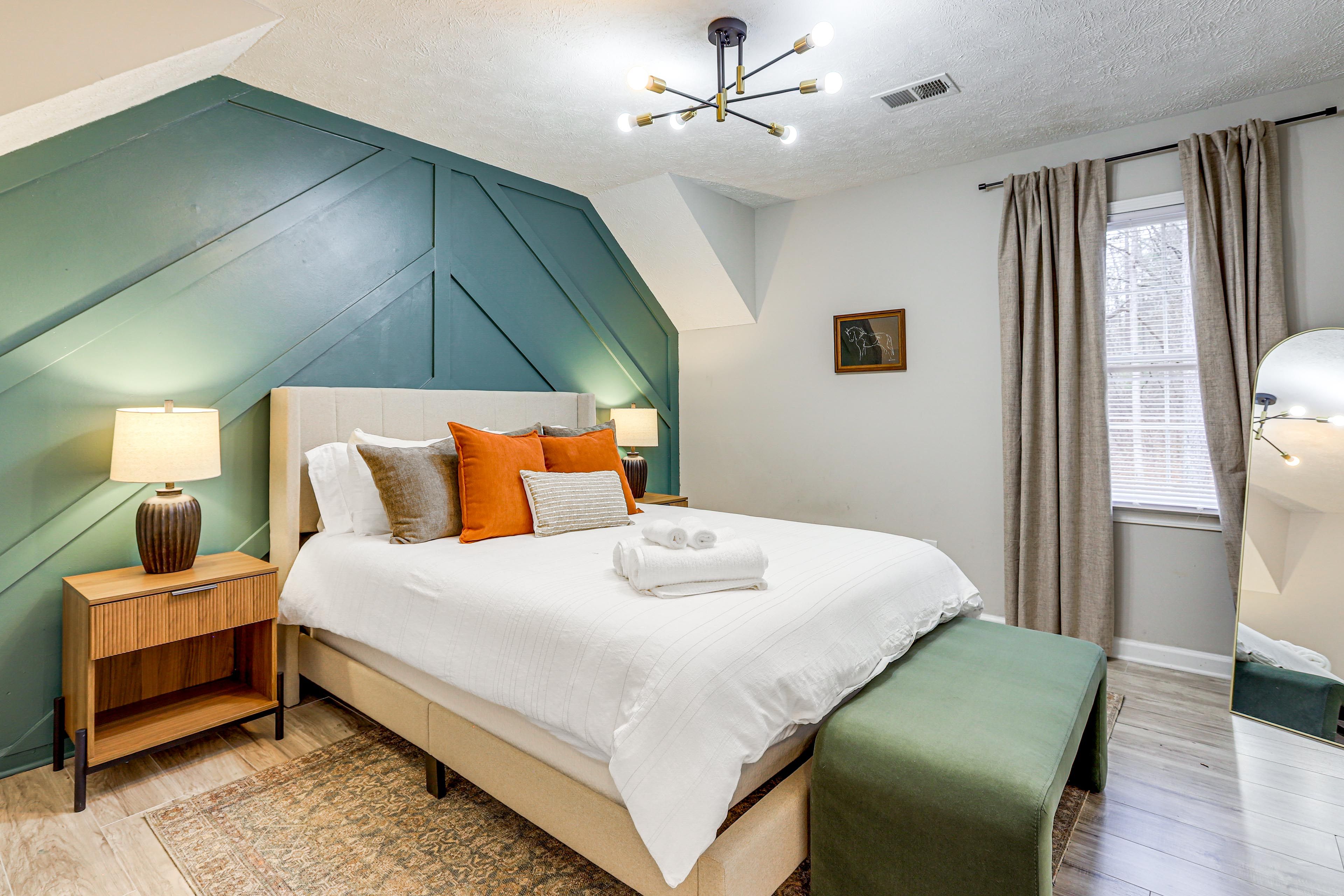 Bedroom 2 | Queen Bed | 2nd Floor