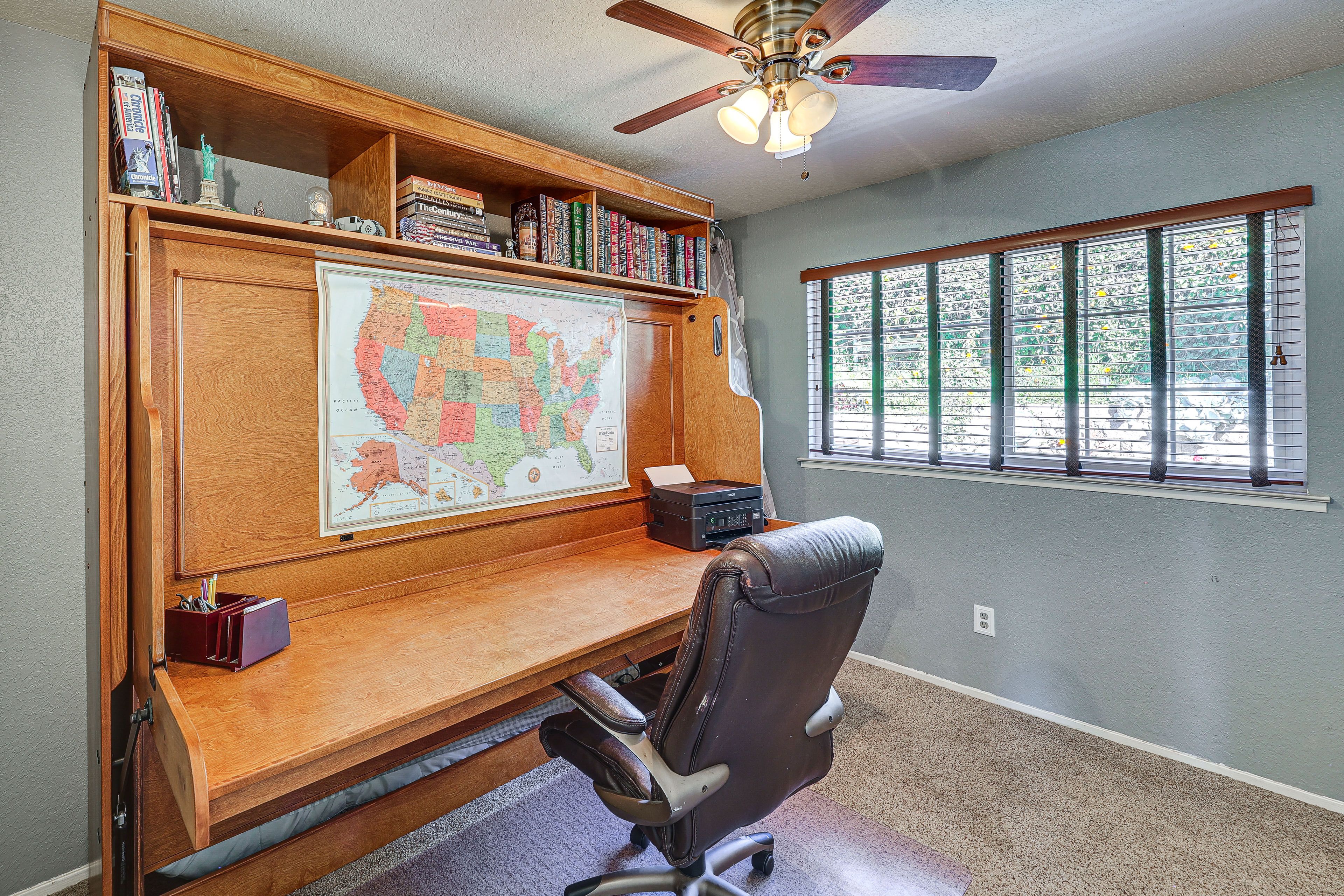 Bedroom 2 | Queen Murphy Bed