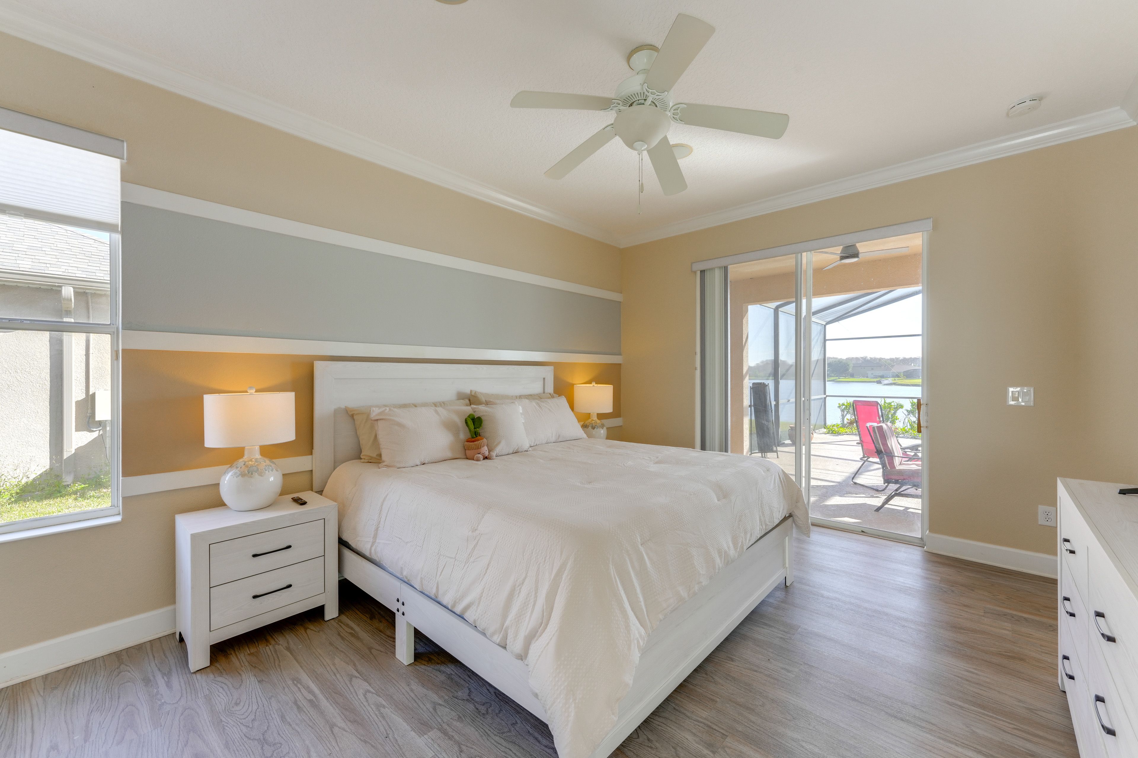 Bedroom 1 | 1st Floor | King Bed