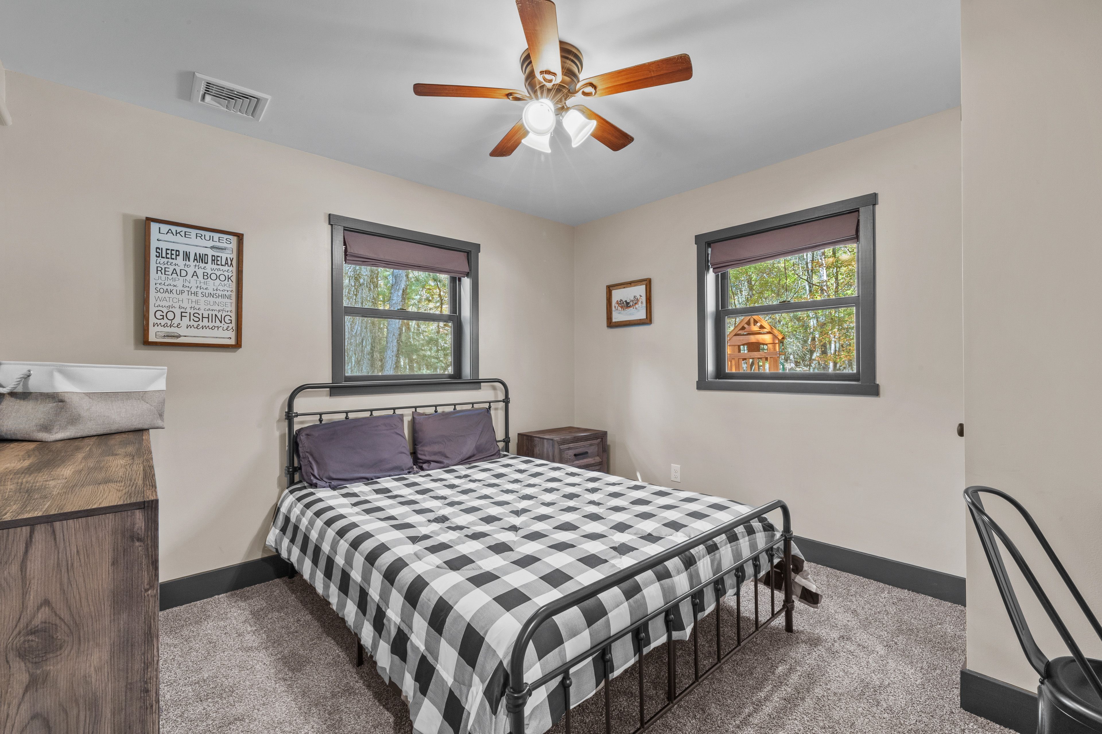 Bedroom 1 | 1st Floor | Queen Bed