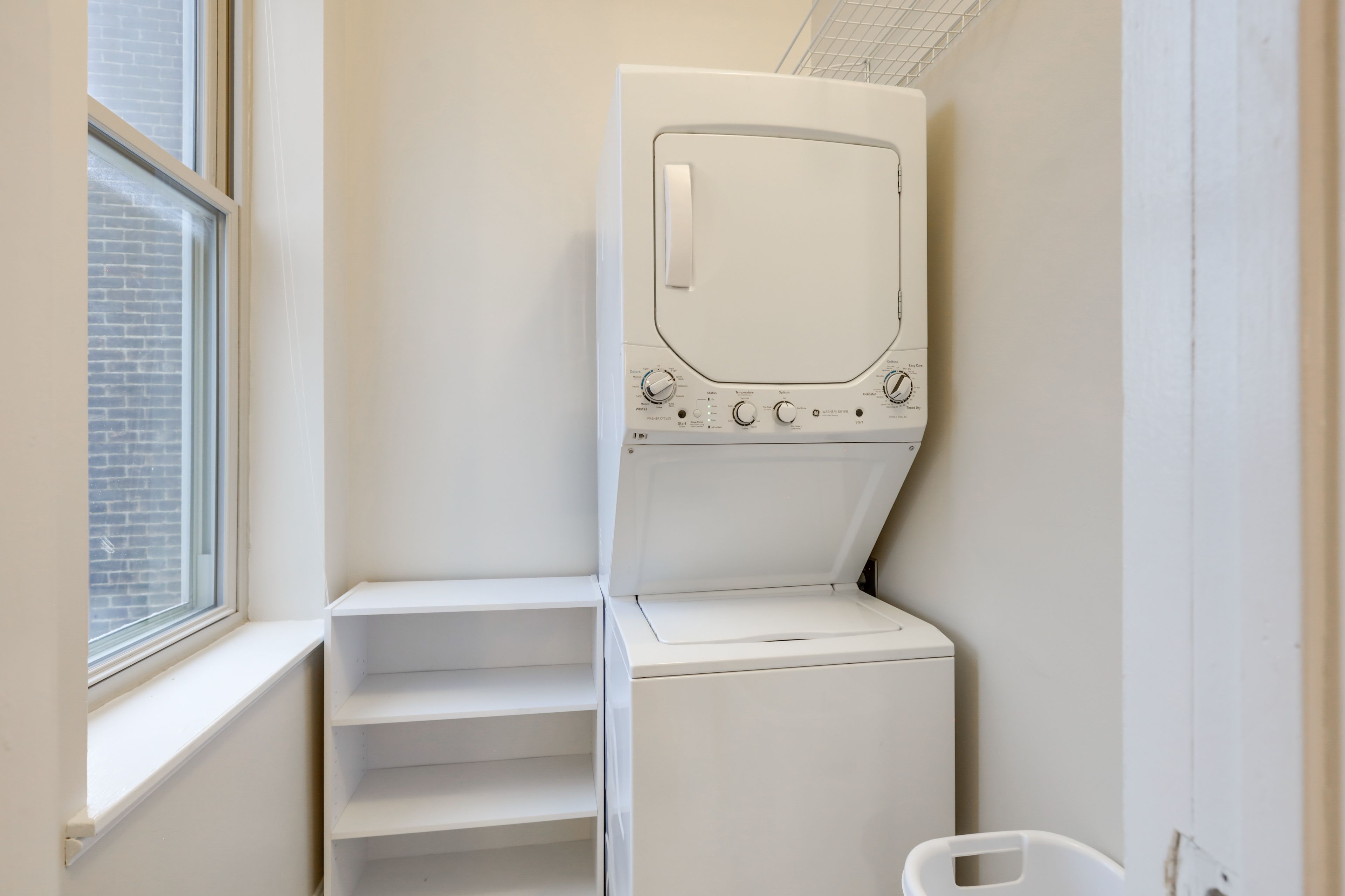 Bedroom 1 | Closet | Washer & Dryer