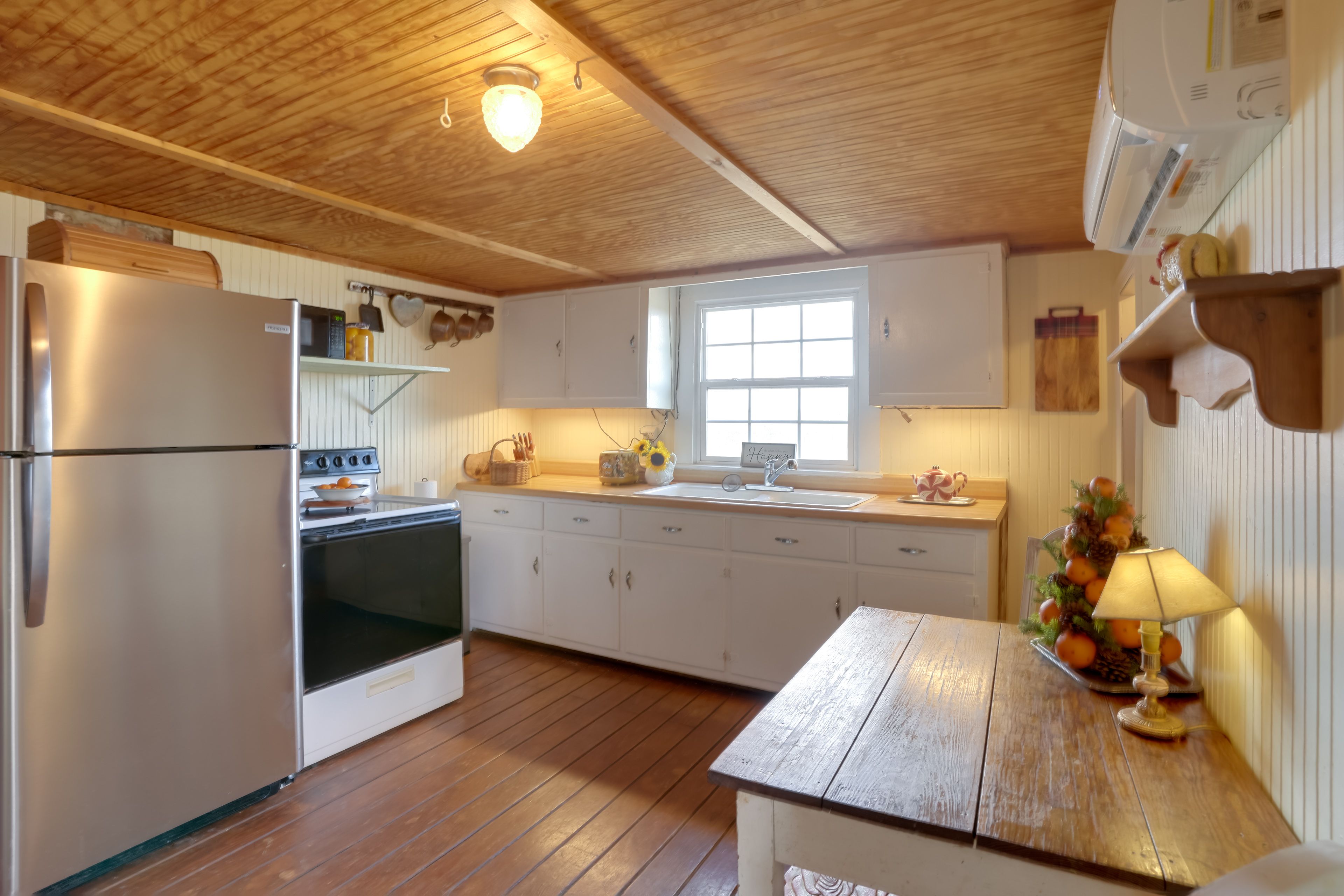 Kitchen | 1st Floor