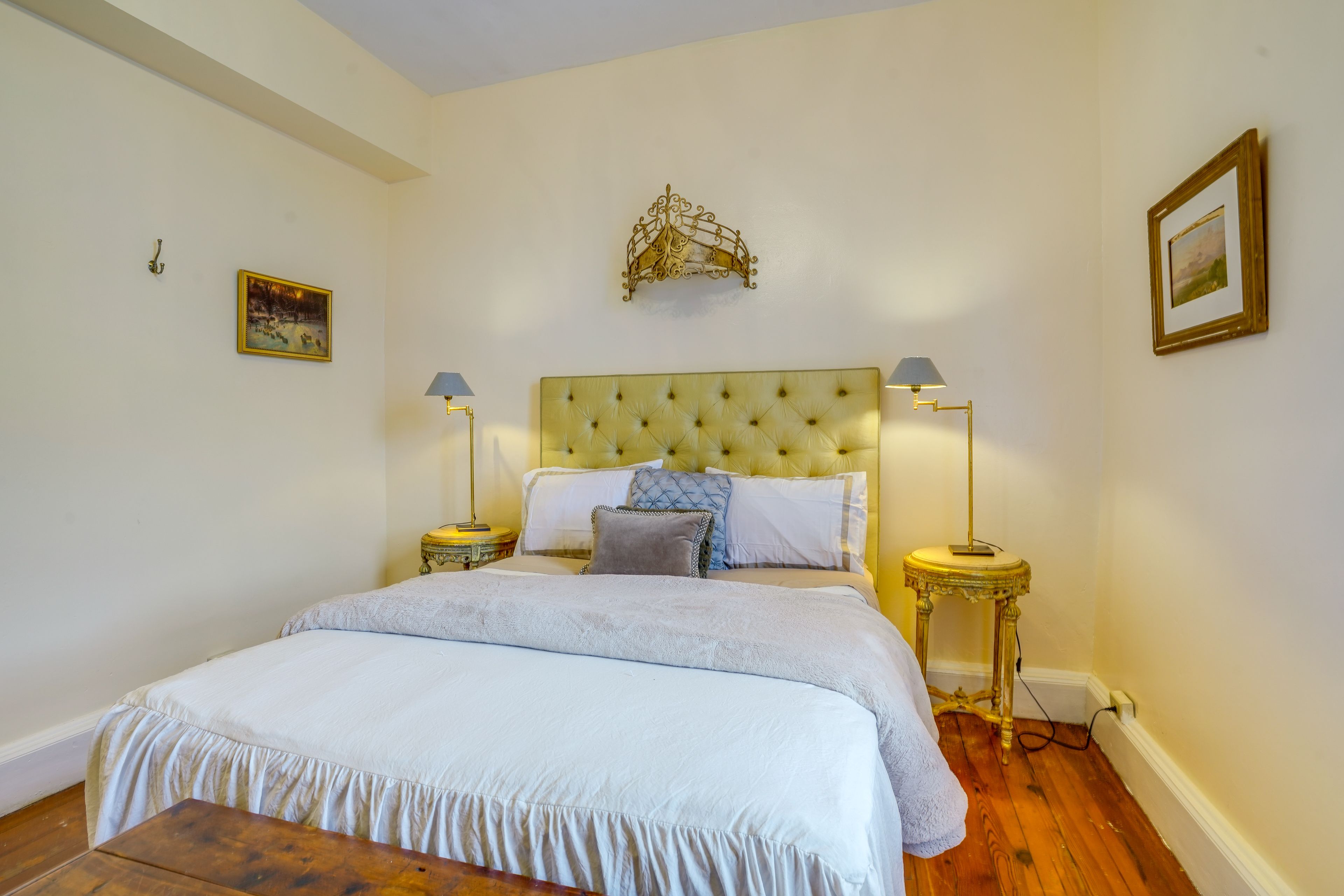 Bedroom 2 | 2nd Floor | Queen Bed