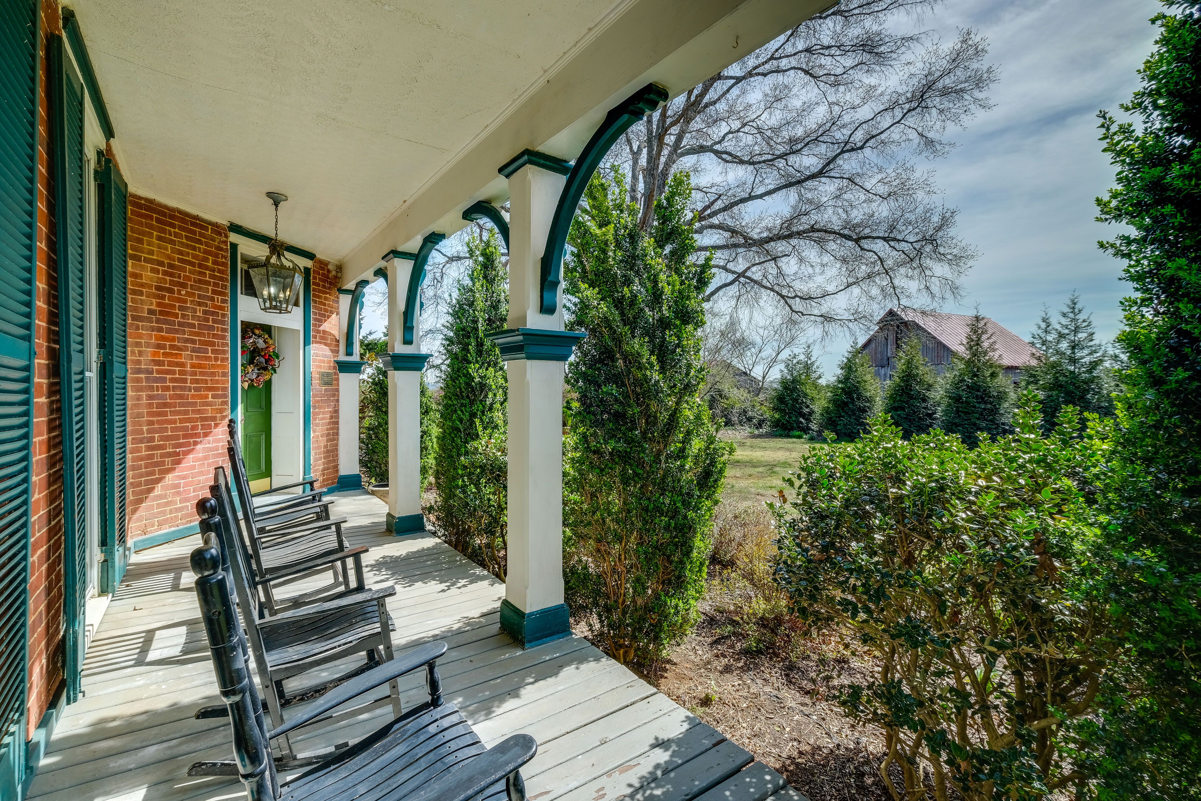 Furnished Porch | 17 Mi to the Appalachian Trail