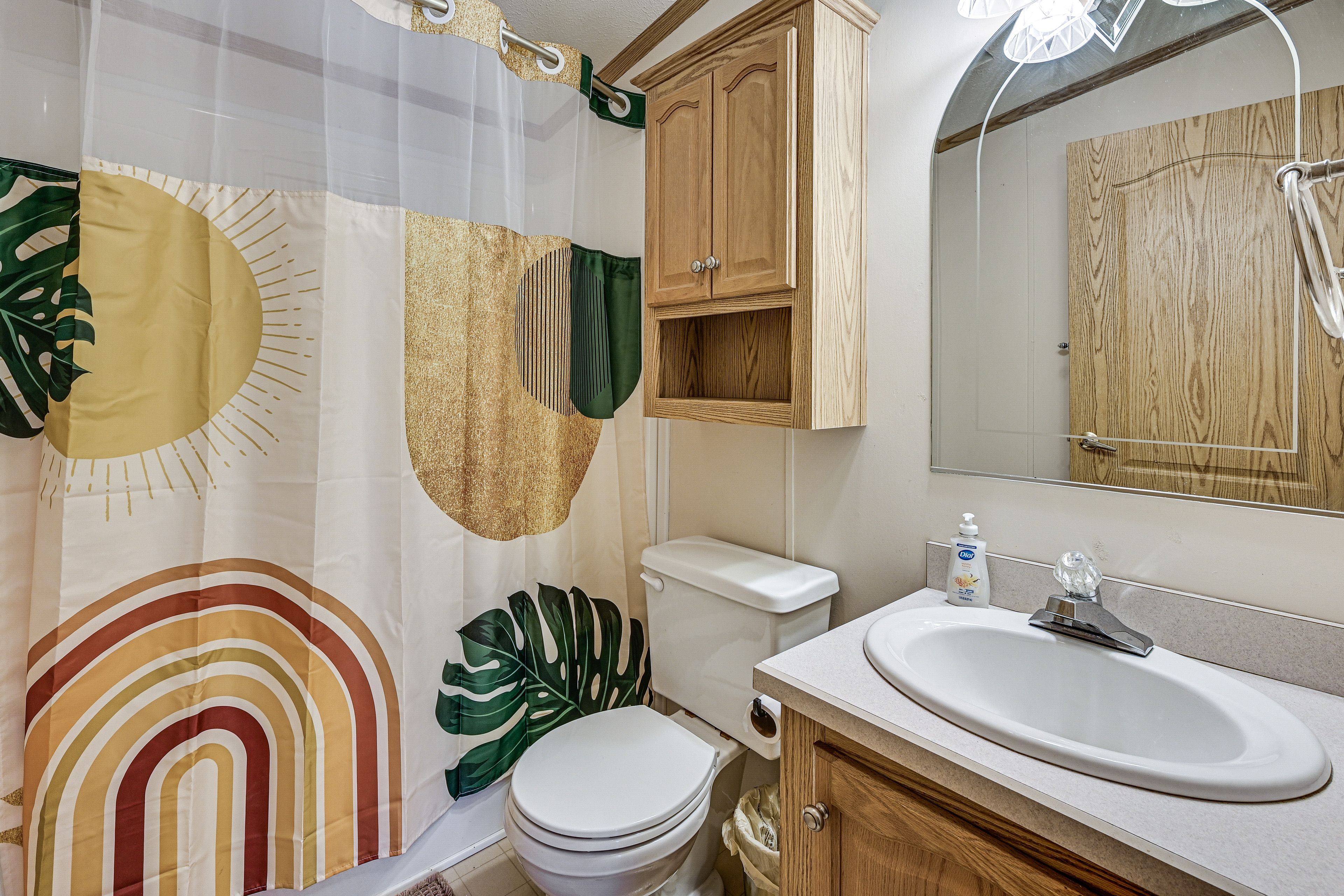 Full Bathroom | 1st Floor