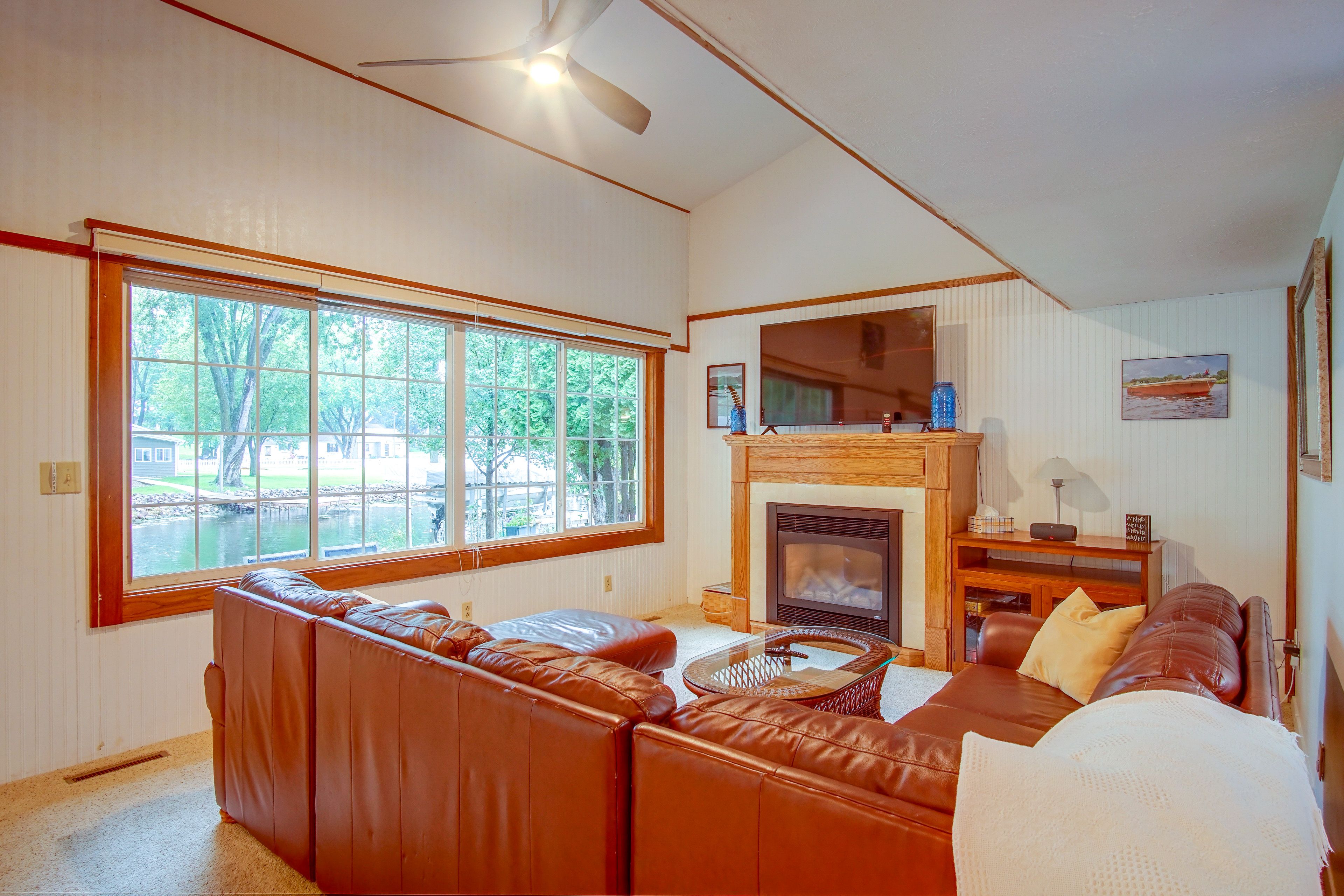 Living Room | 1st Floor