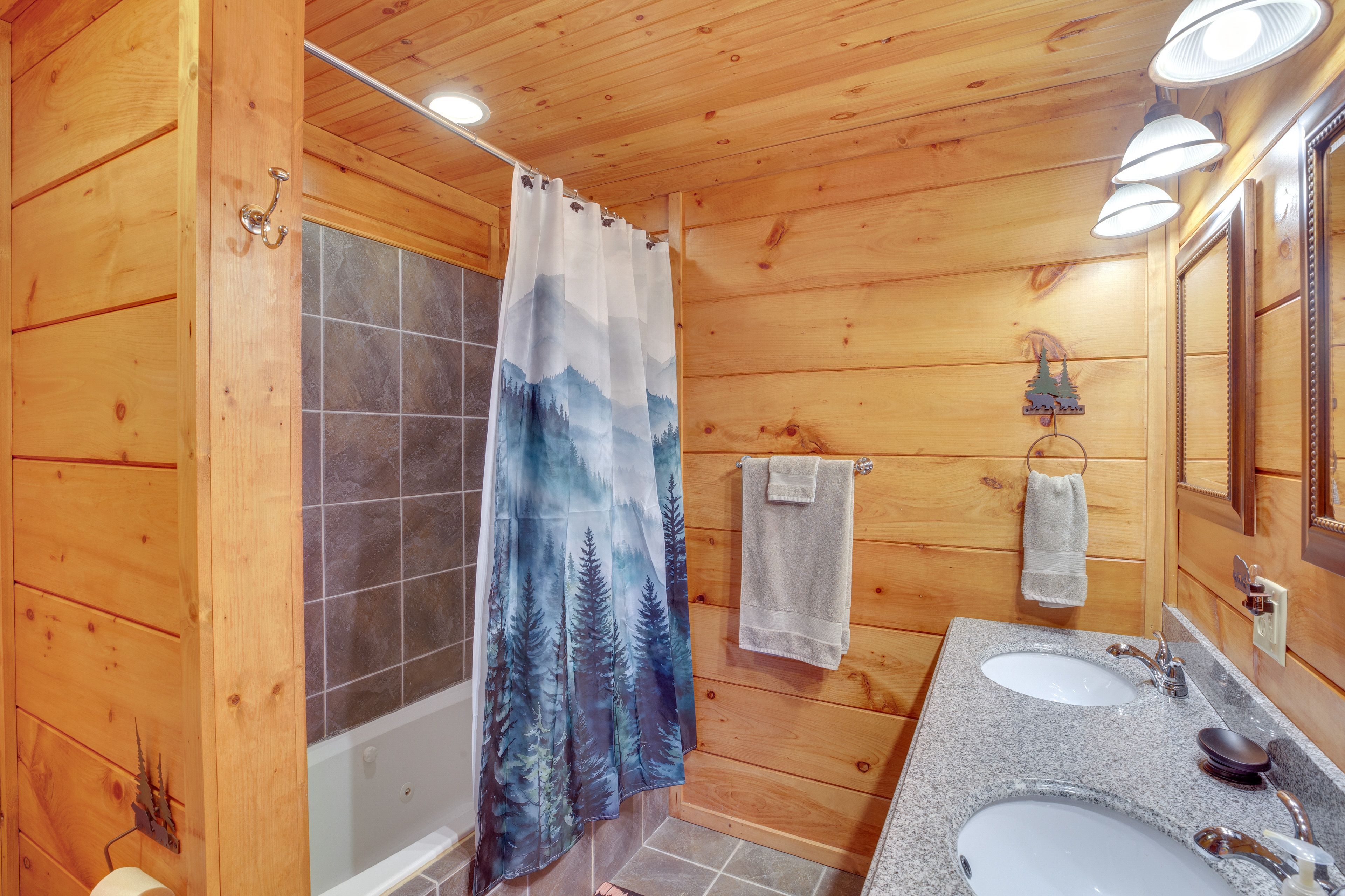 Full Bathroom | Basement Floor